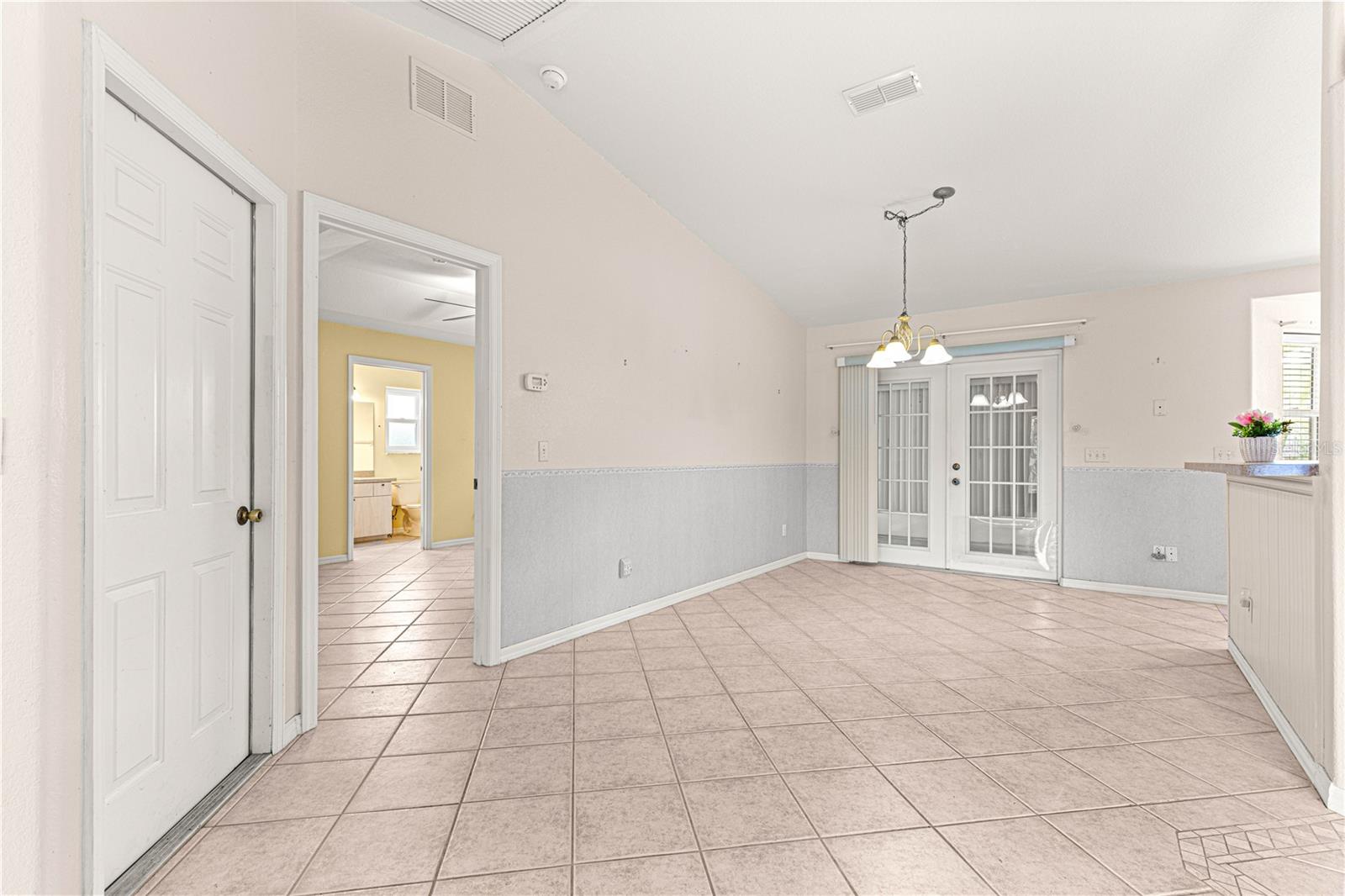 Image 14 of 45 For 9958 59th Circle