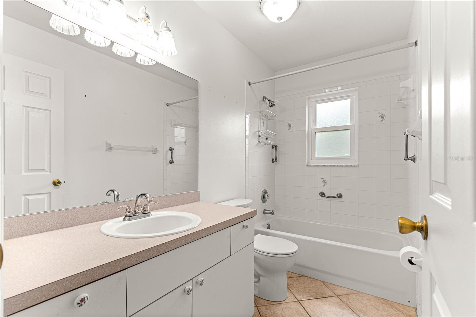 Image 19 of 45 For 9958 59th Circle