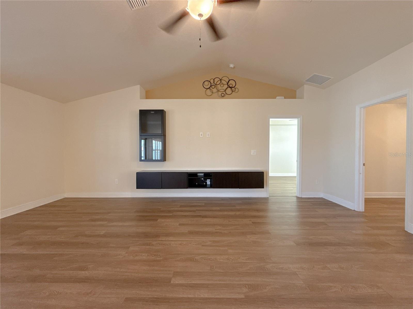 Image 7 of 45 For 9903 55th Avenue Road