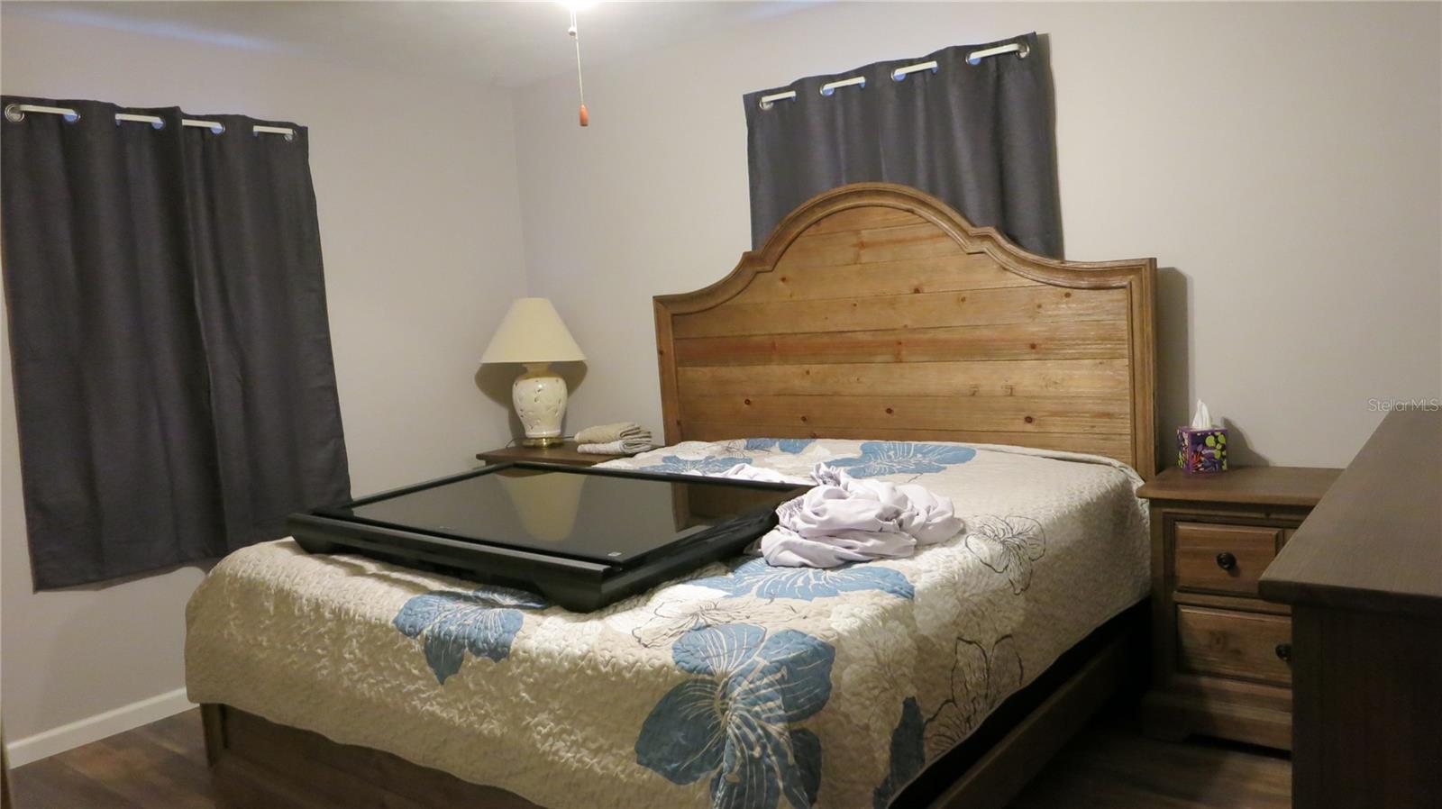 Image 21 of 53 For 3988 Bay Avenue