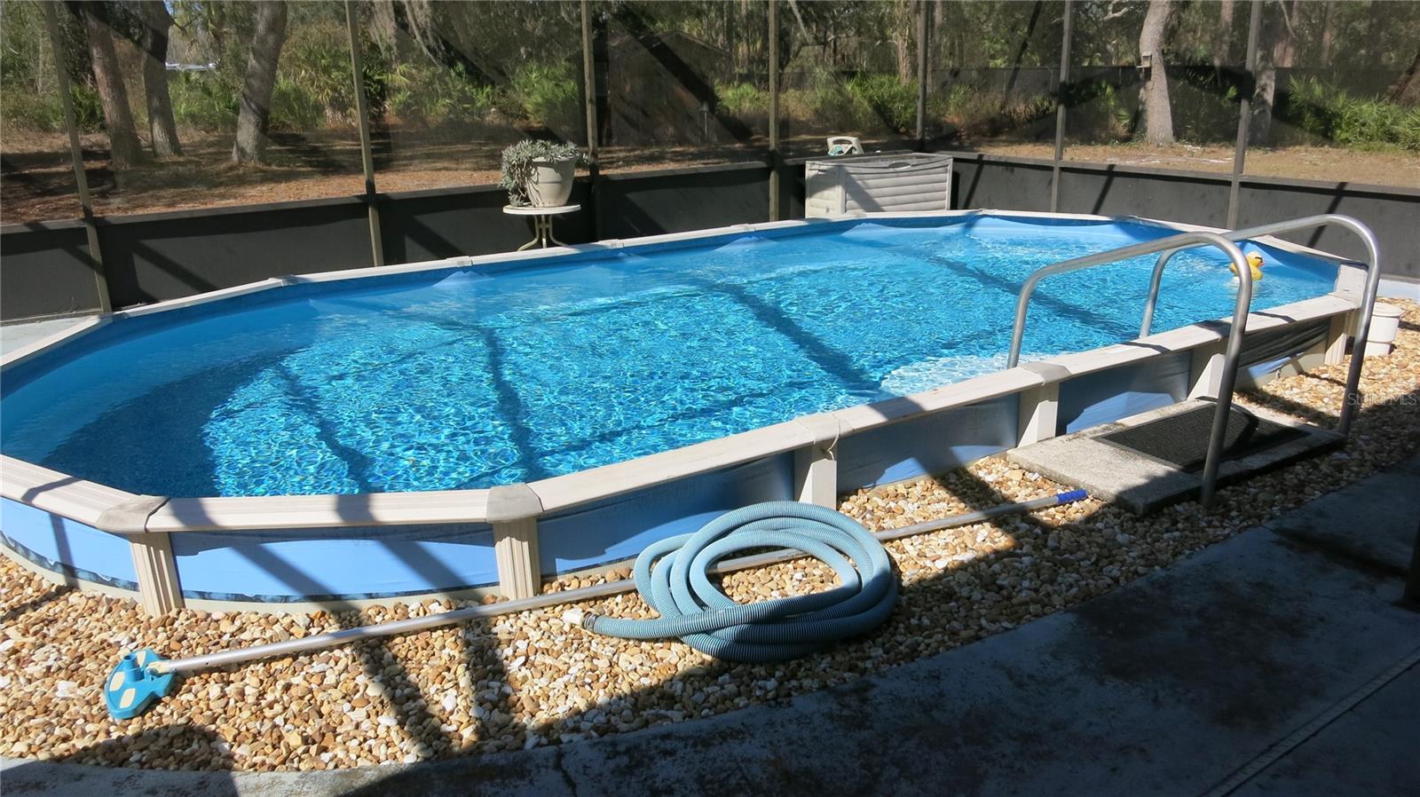 Image 33 of 53 For 3988 Bay Avenue