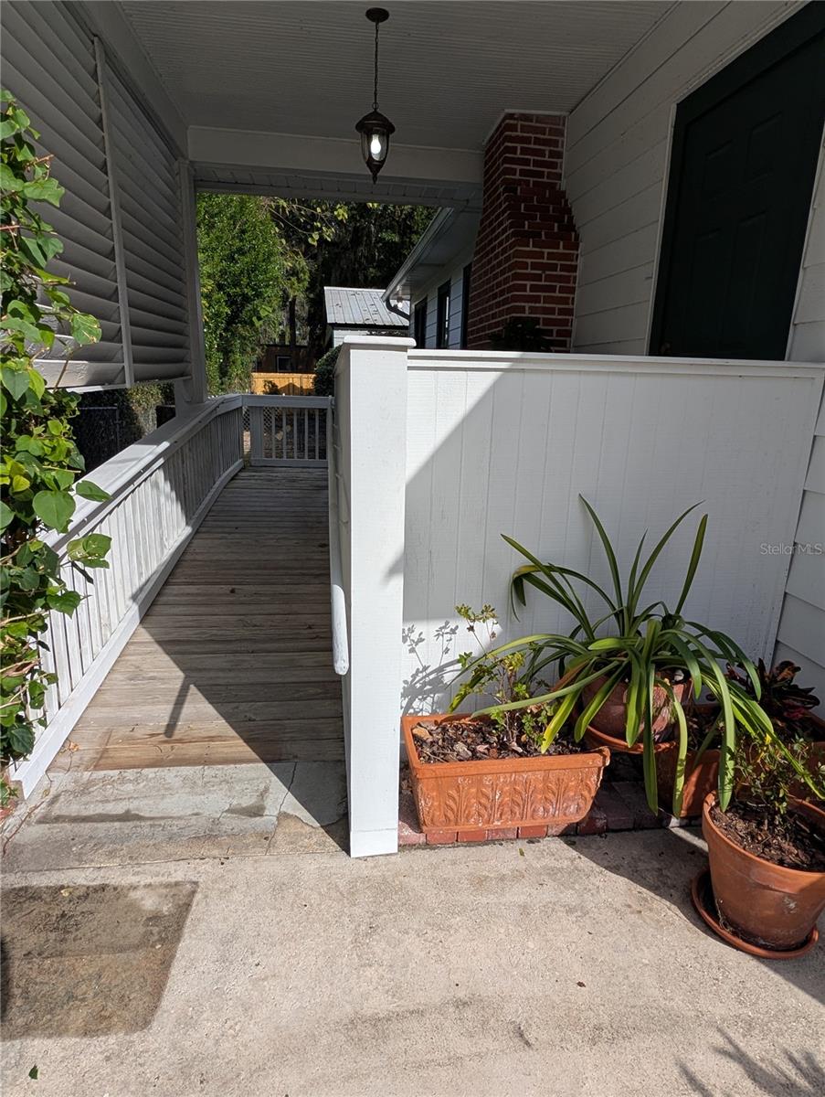 Image 33 of 34 For 1427 Fort King Street