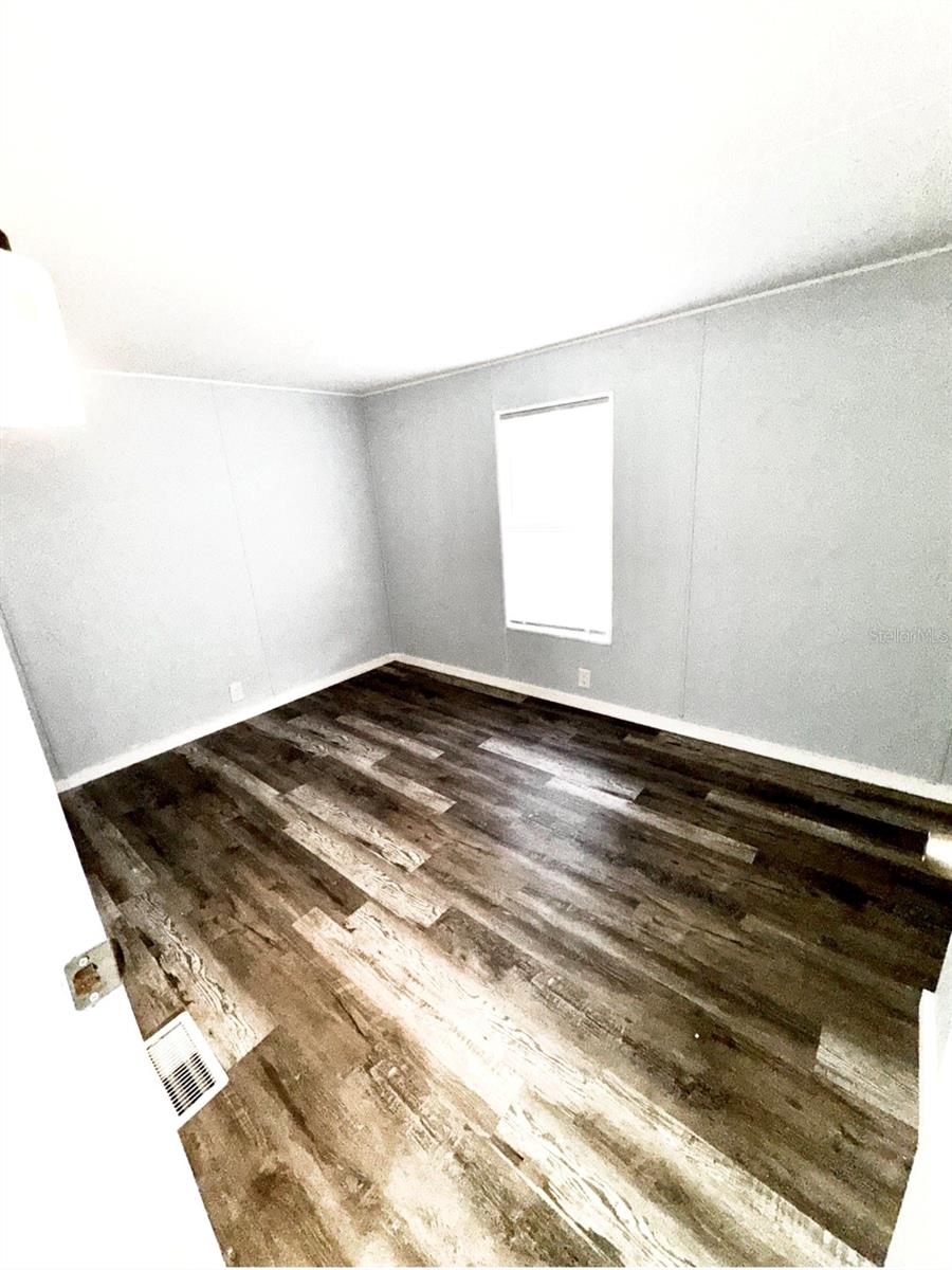 Image 12 of 13 For 3509 92nd Street