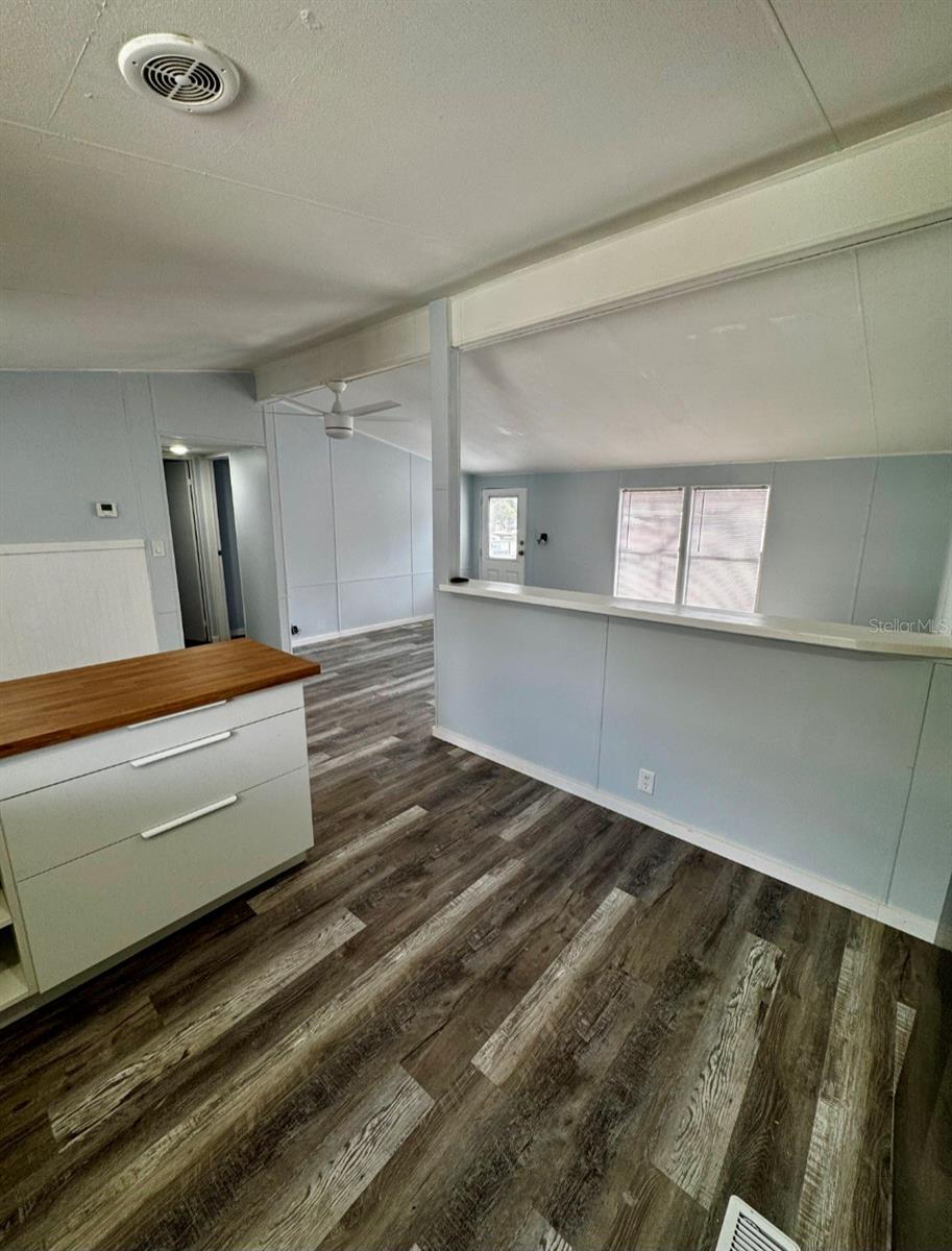 Image 5 of 13 For 3509 92nd Street