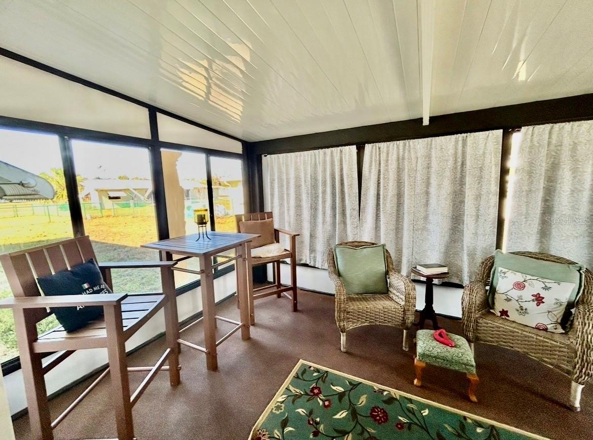 Image 10 of 18 For 10400 98th Avenue