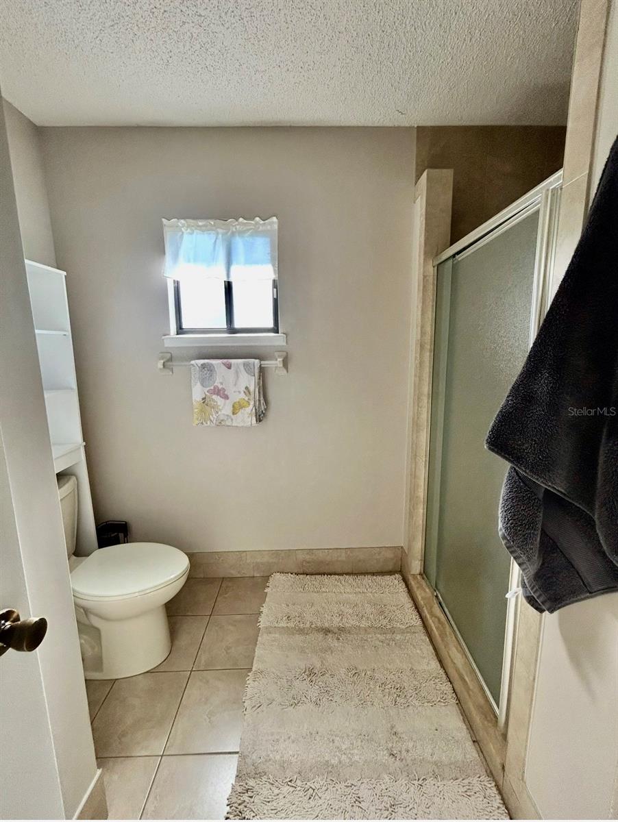 Image 15 of 18 For 10400 98th Avenue