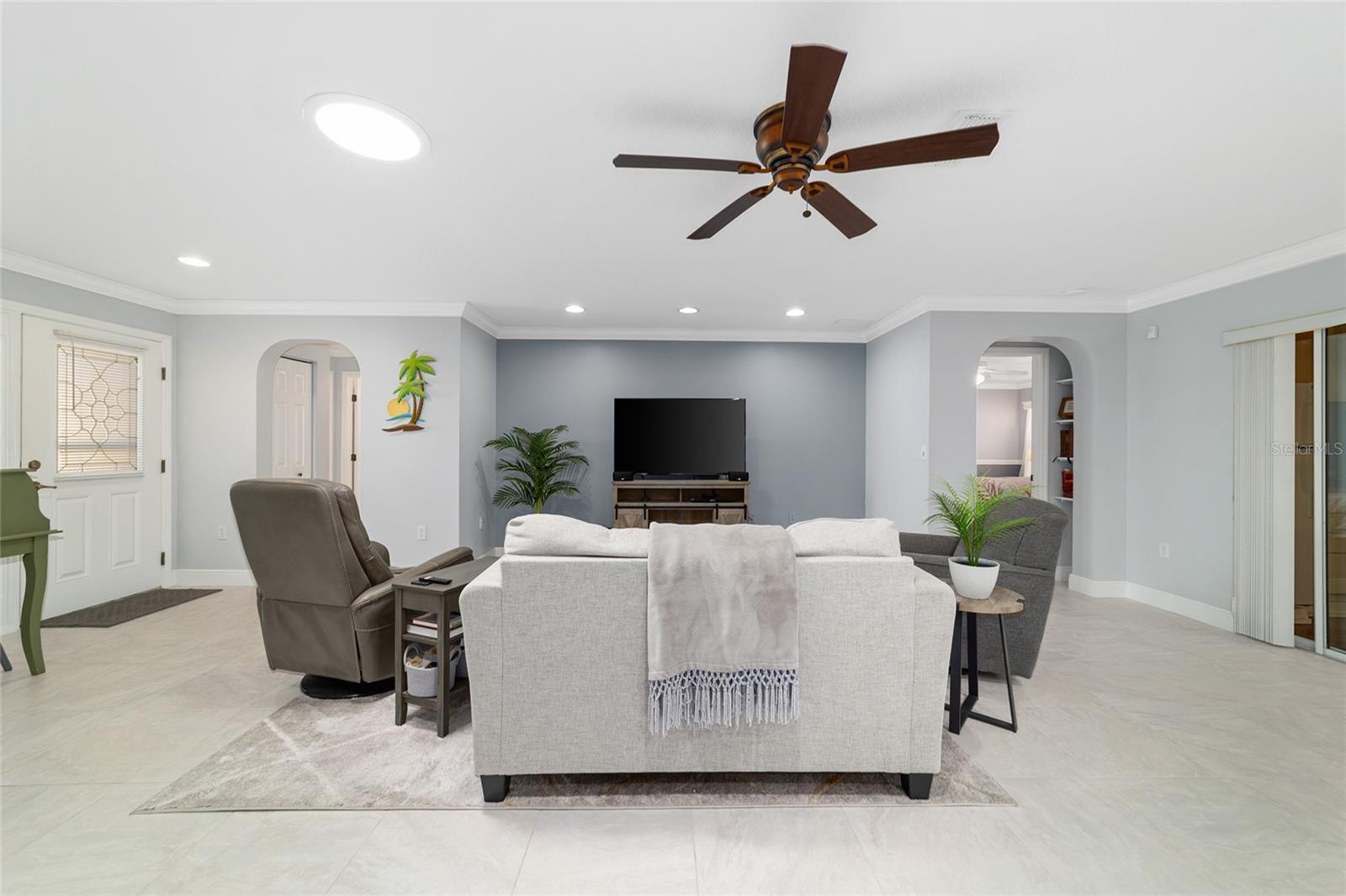 Image 12 of 58 For 8125 81st Loop