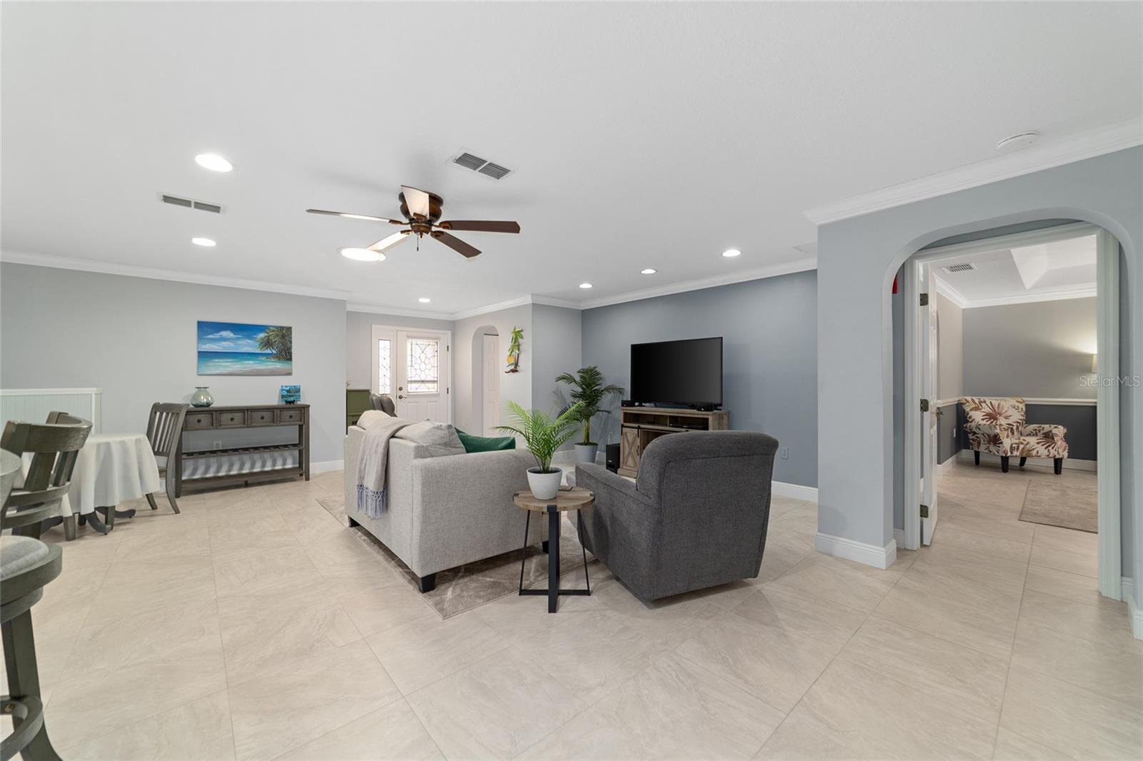 Image 14 of 58 For 8125 81st Loop