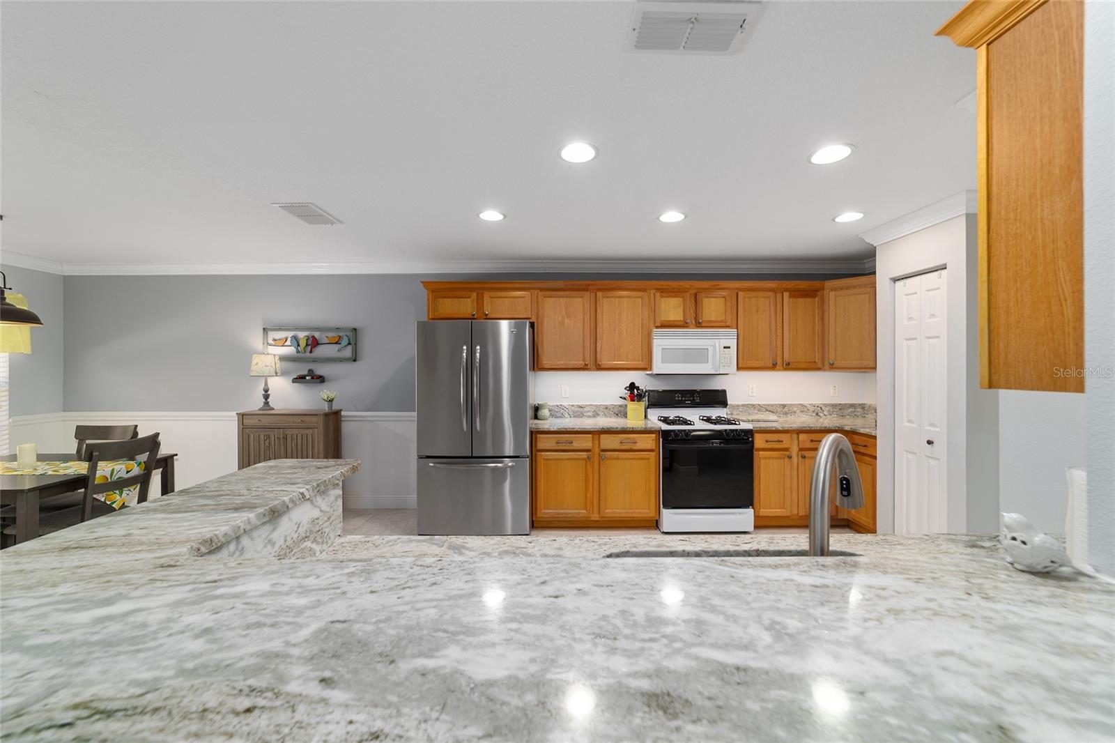 Image 22 of 58 For 8125 81st Loop