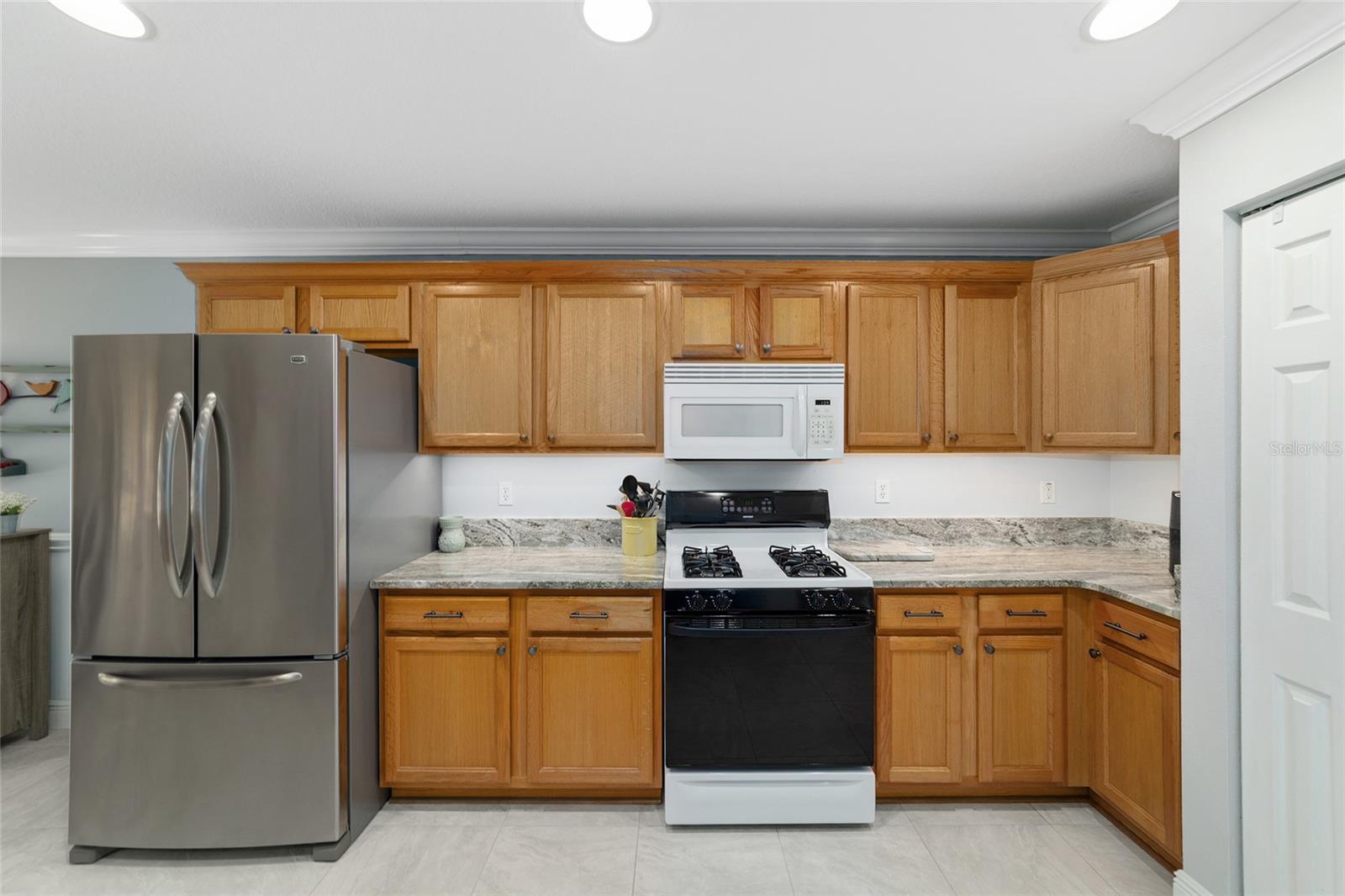 Image 25 of 58 For 8125 81st Loop