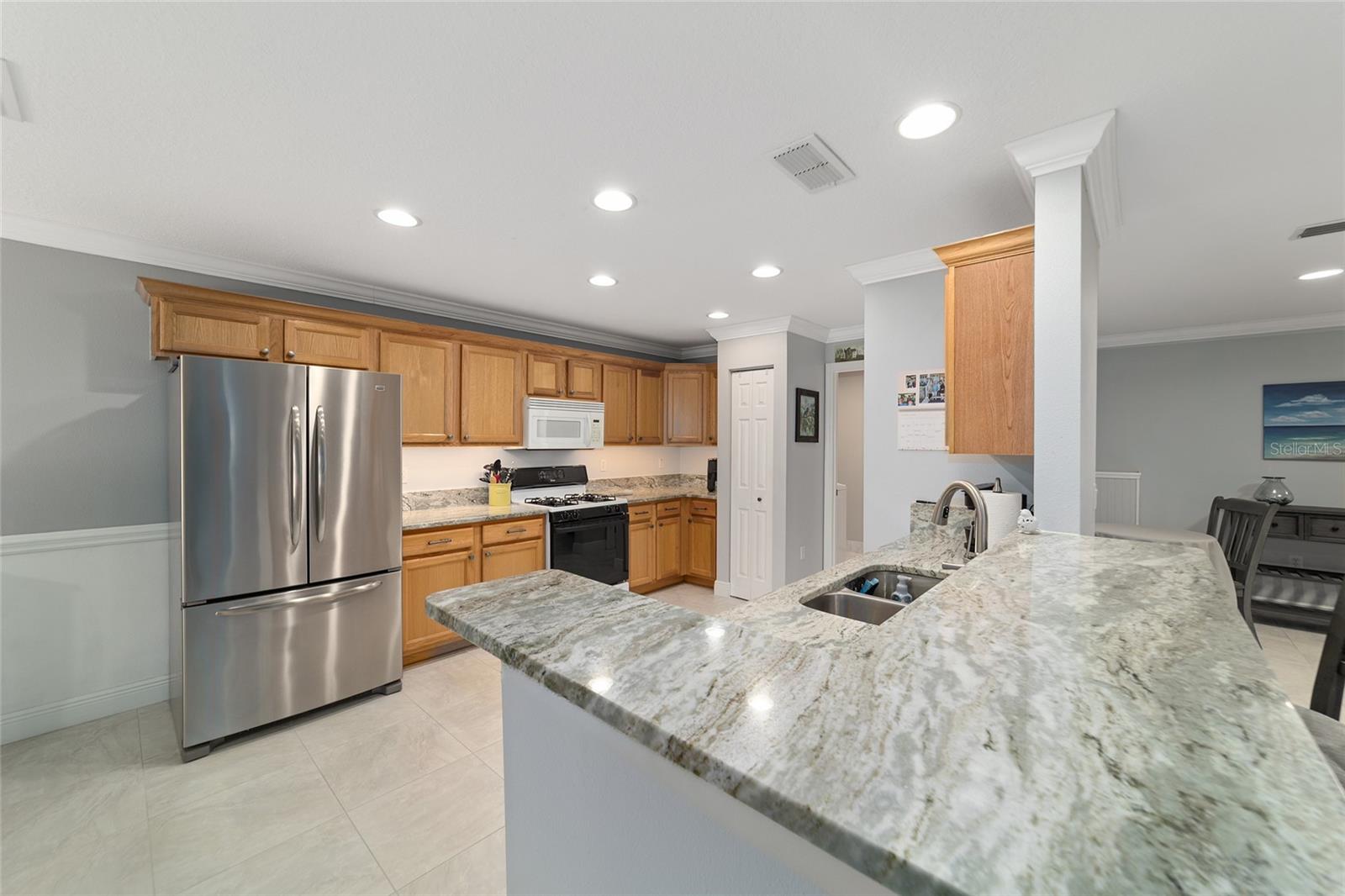 Image 27 of 58 For 8125 81st Loop