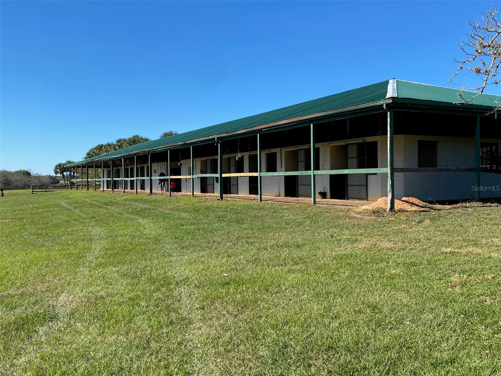 Listing photo id 10 for 12020 Us Highway 441