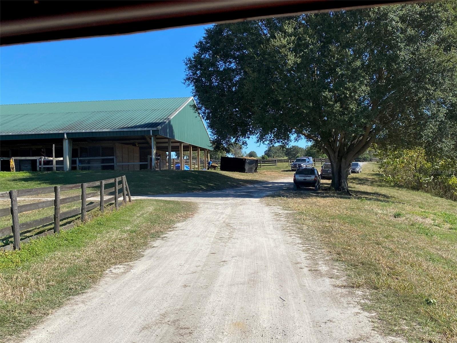 Listing photo id 11 for 12020 Us Highway 441