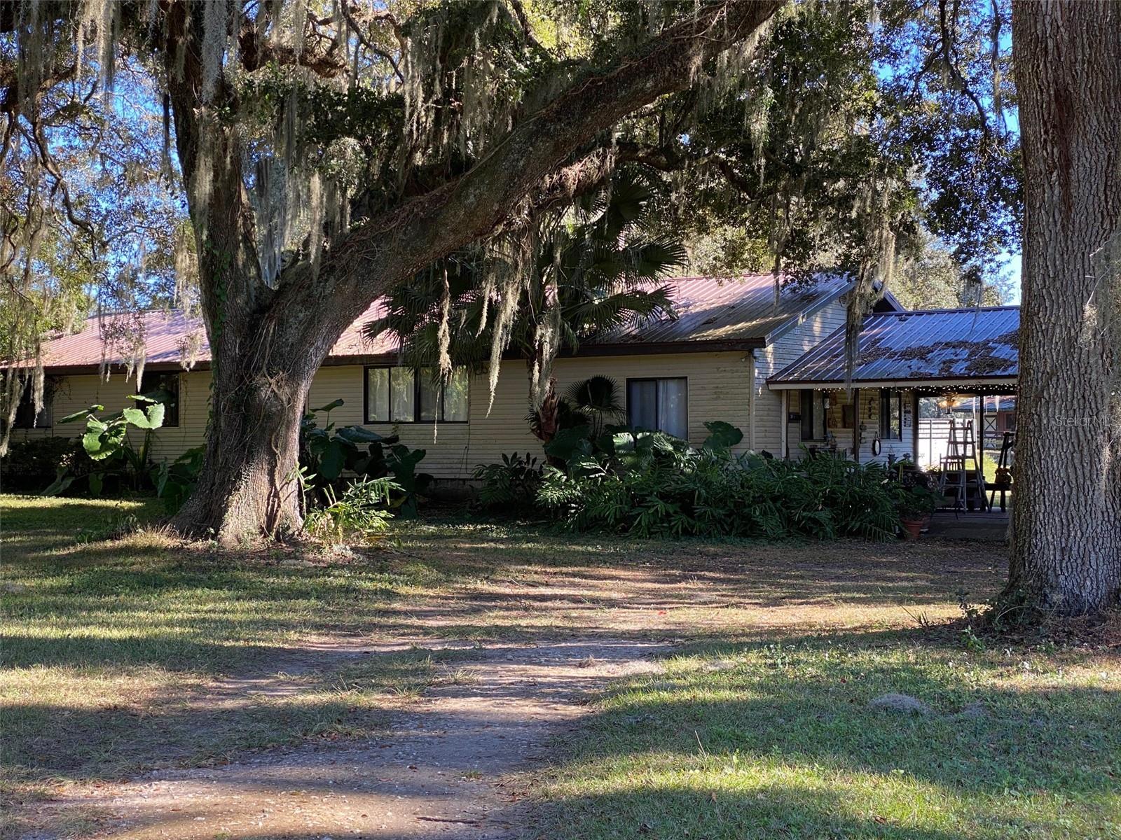 Listing photo id 32 for 12020 Us Highway 441