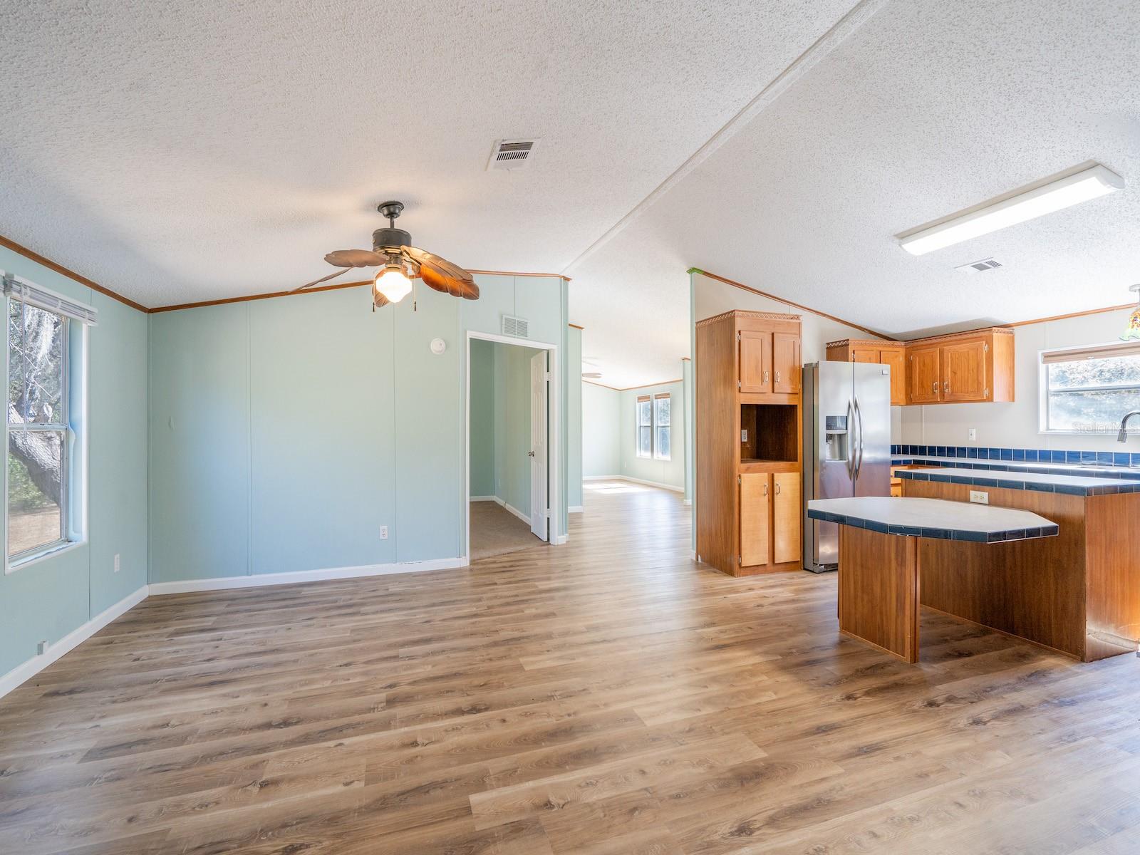 Image 12 of 48 For 15991 236th Lane