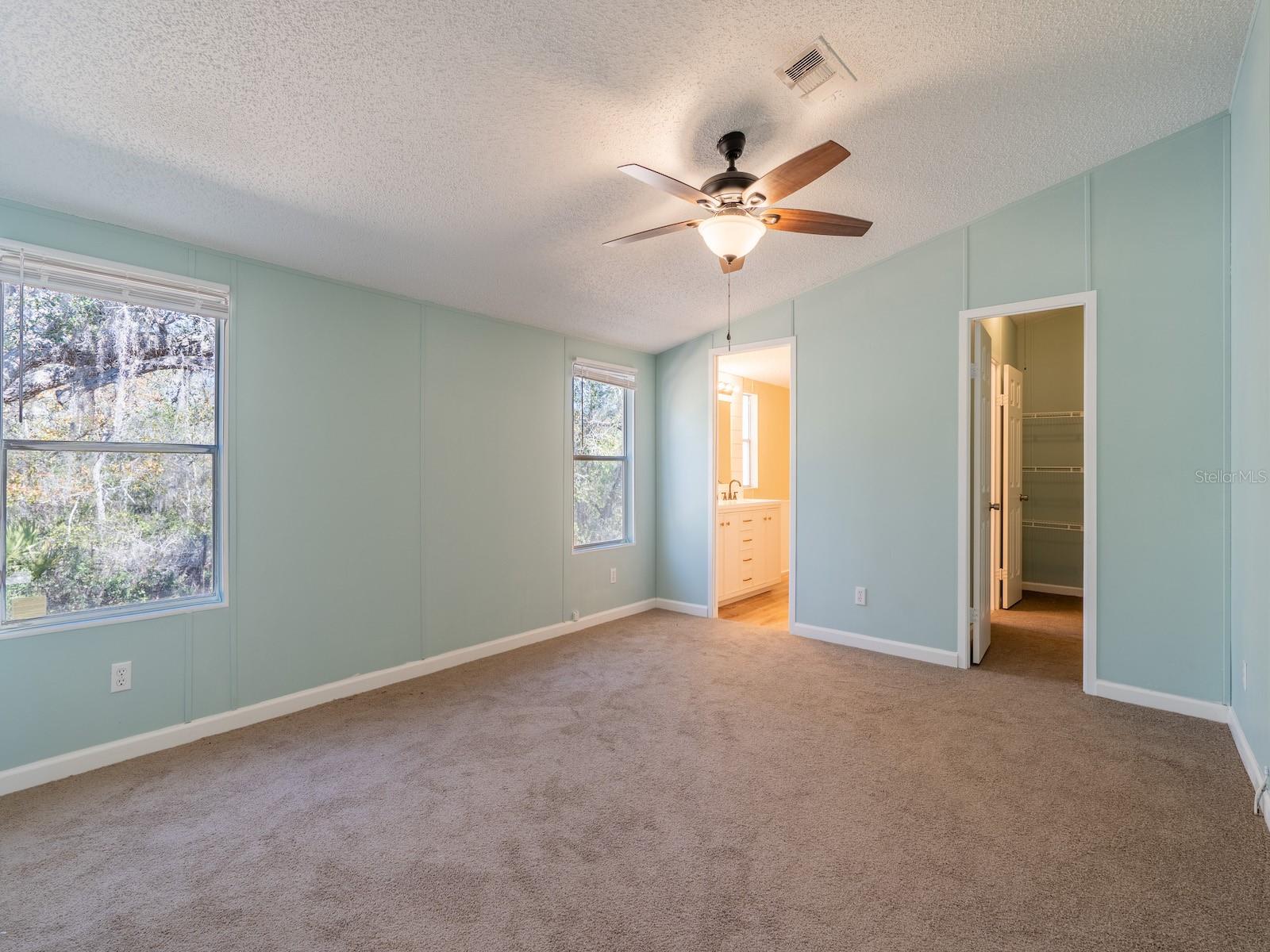 Image 20 of 48 For 15991 236th Lane