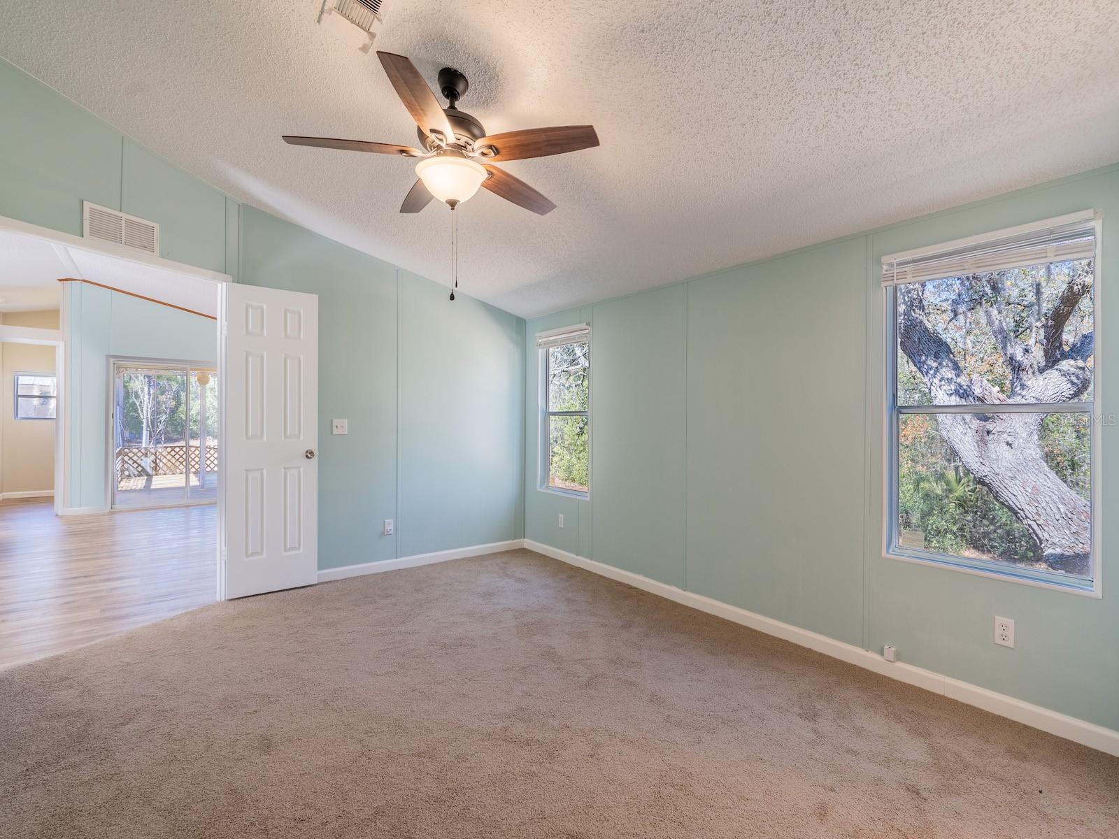 Image 24 of 48 For 15991 236th Lane