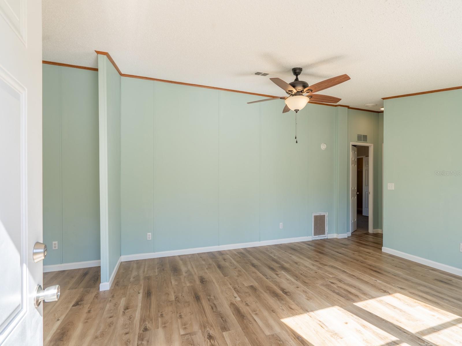 Image 29 of 48 For 15991 236th Lane