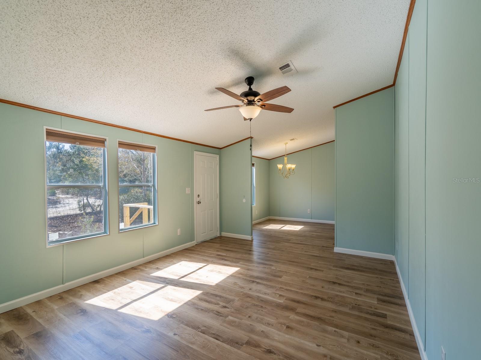 Image 31 of 48 For 15991 236th Lane