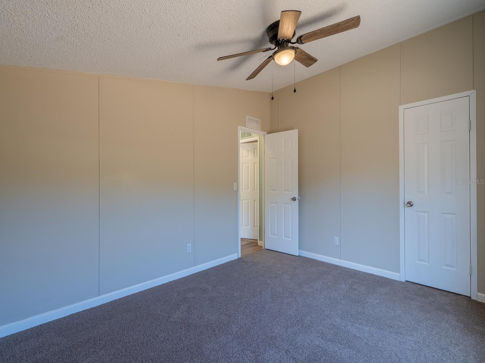 Image 34 of 48 For 15991 236th Lane