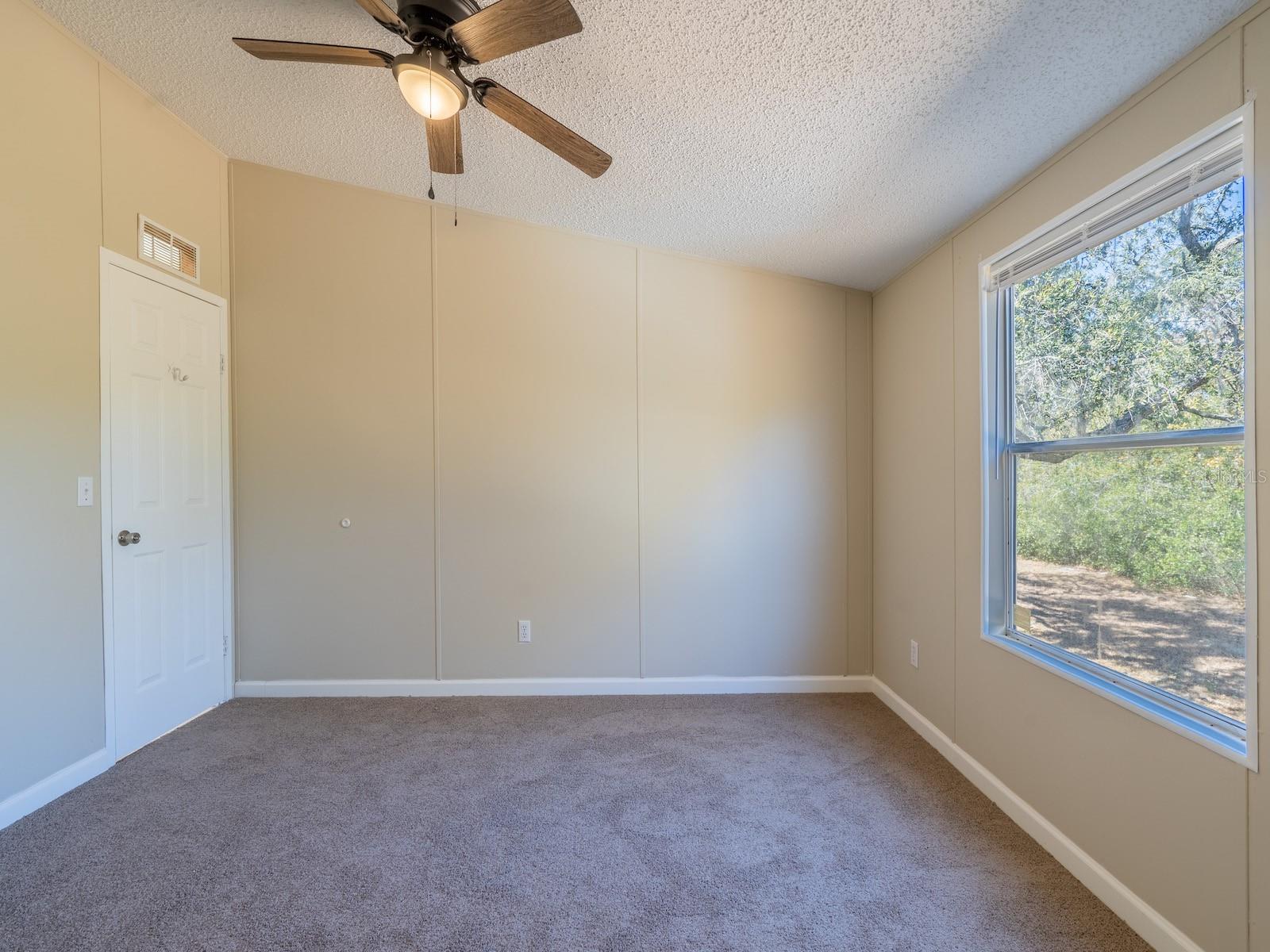 Image 35 of 48 For 15991 236th Lane