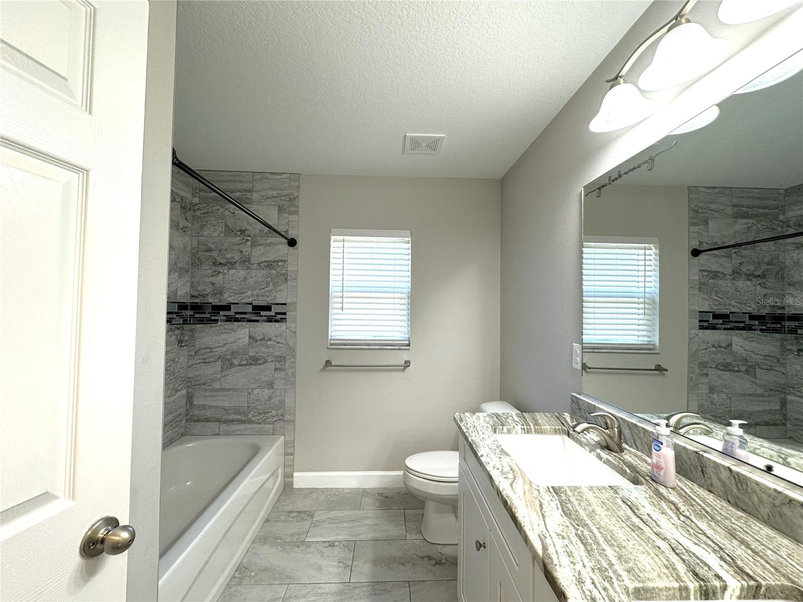 Image 10 of 25 For 3940 Penton Place