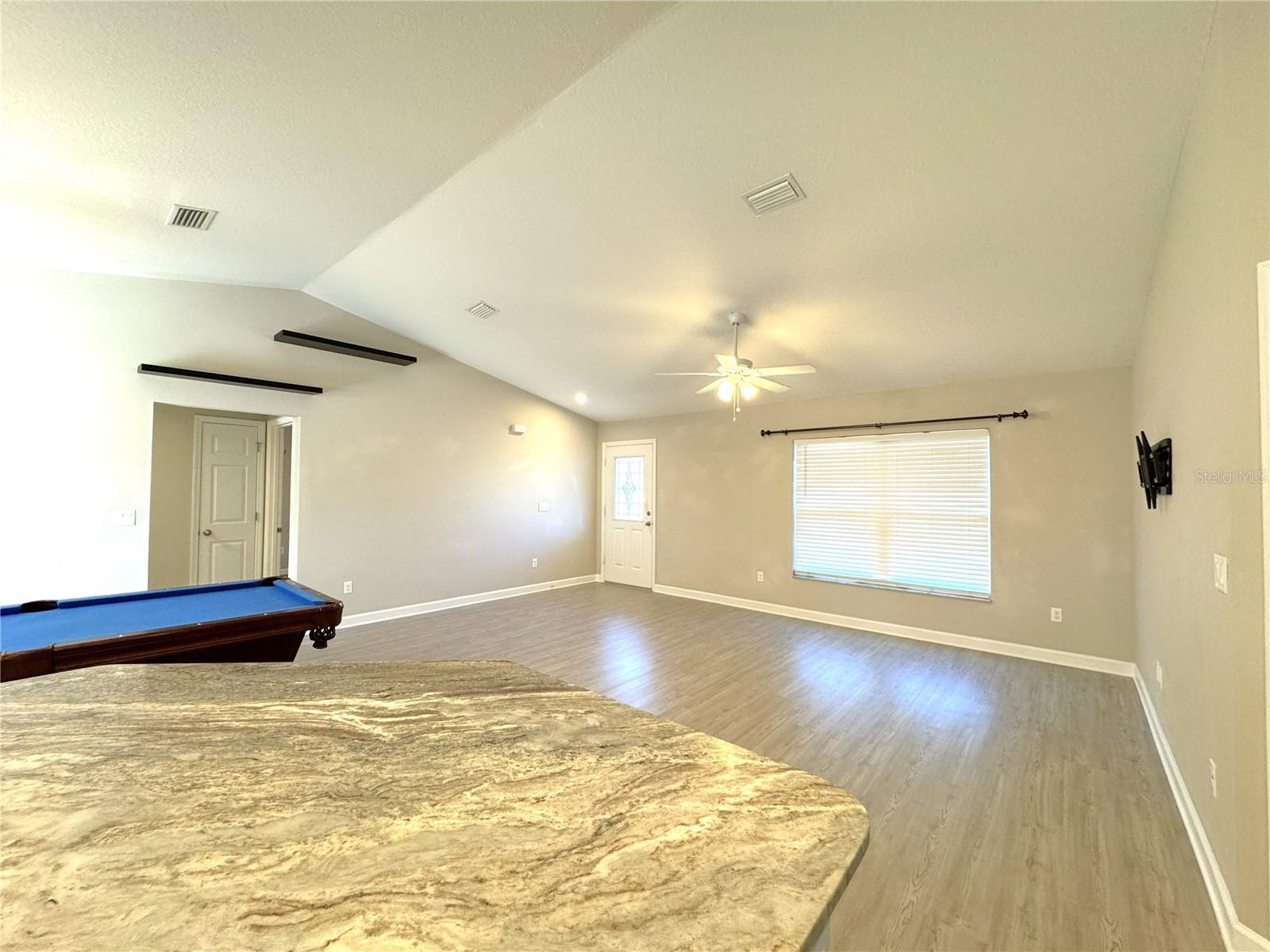 Image 5 of 25 For 3940 Penton Place