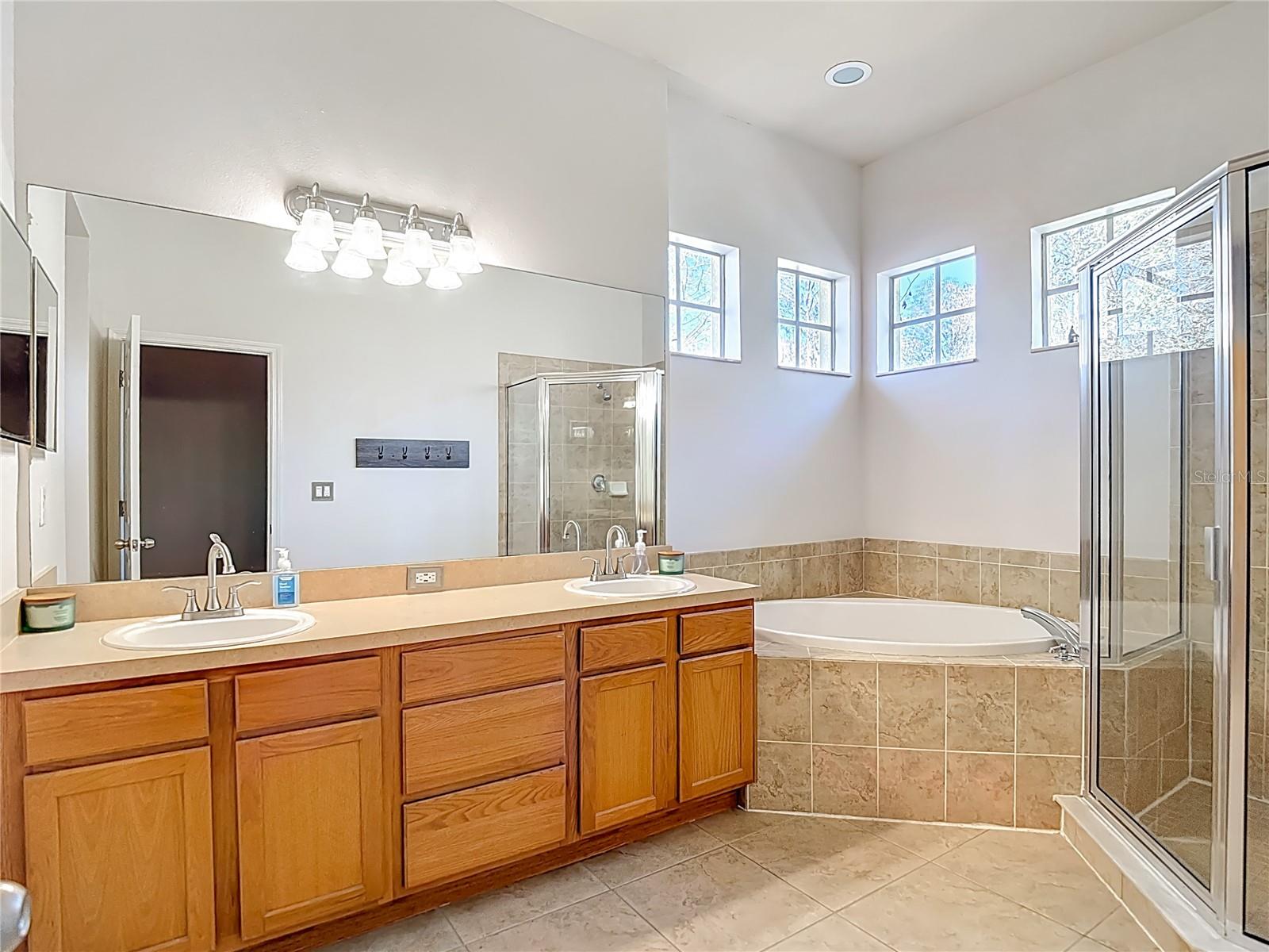 Image 28 of 58 For 7438 Gunn Highway