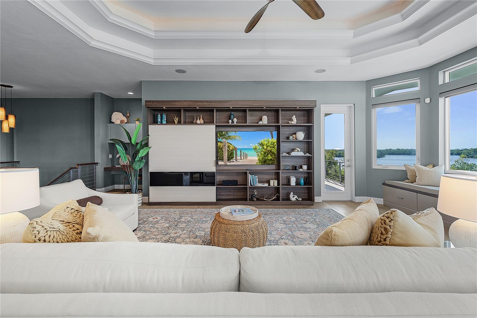 Image 10 of 91 For 24057 Treasure Island Boulevard