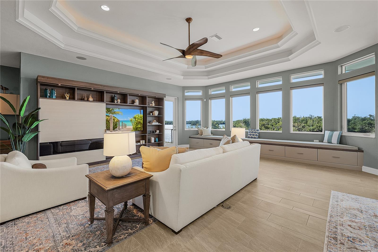 Image 11 of 91 For 24057 Treasure Island Boulevard