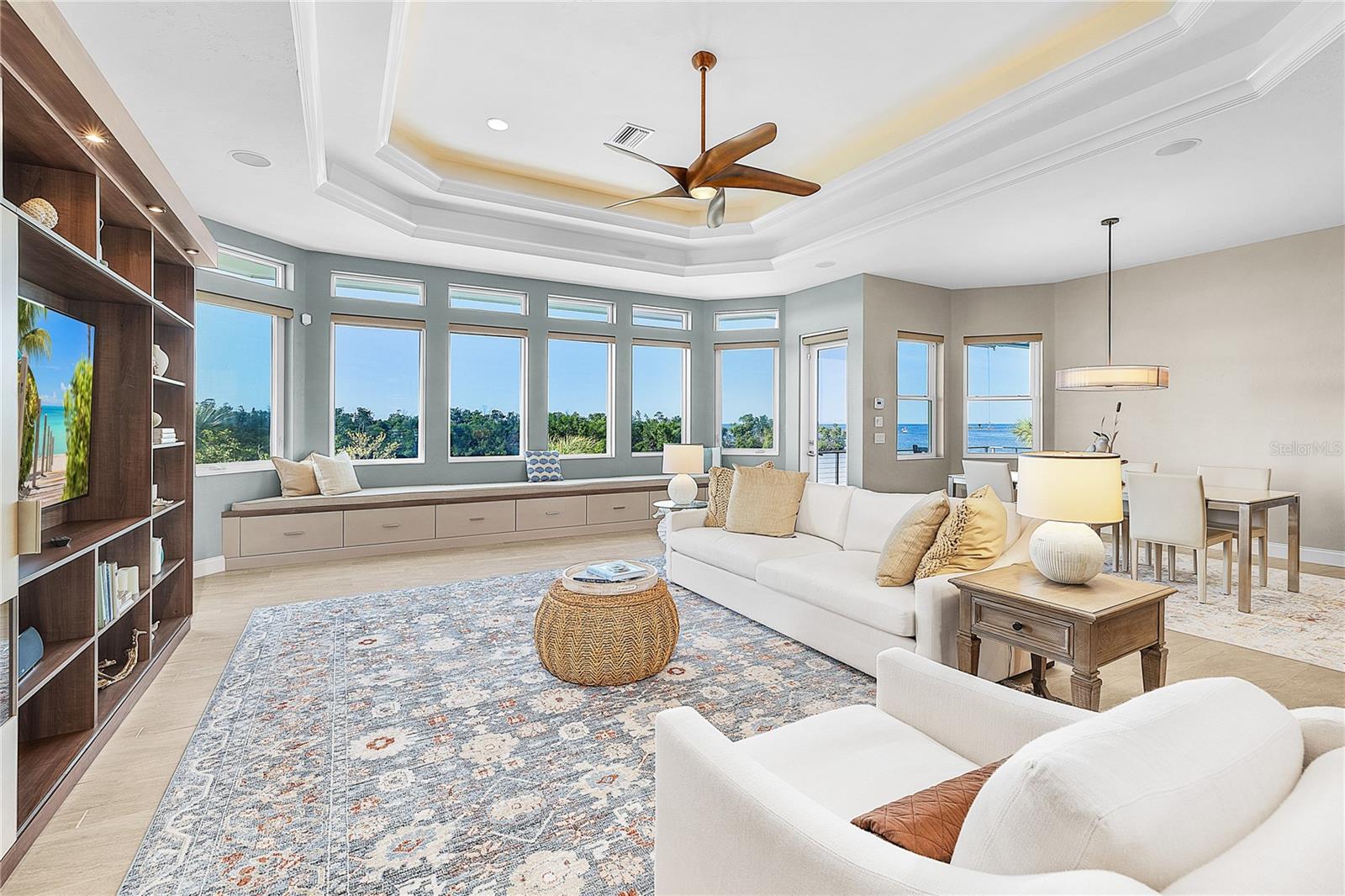 Image 12 of 91 For 24057 Treasure Island Boulevard