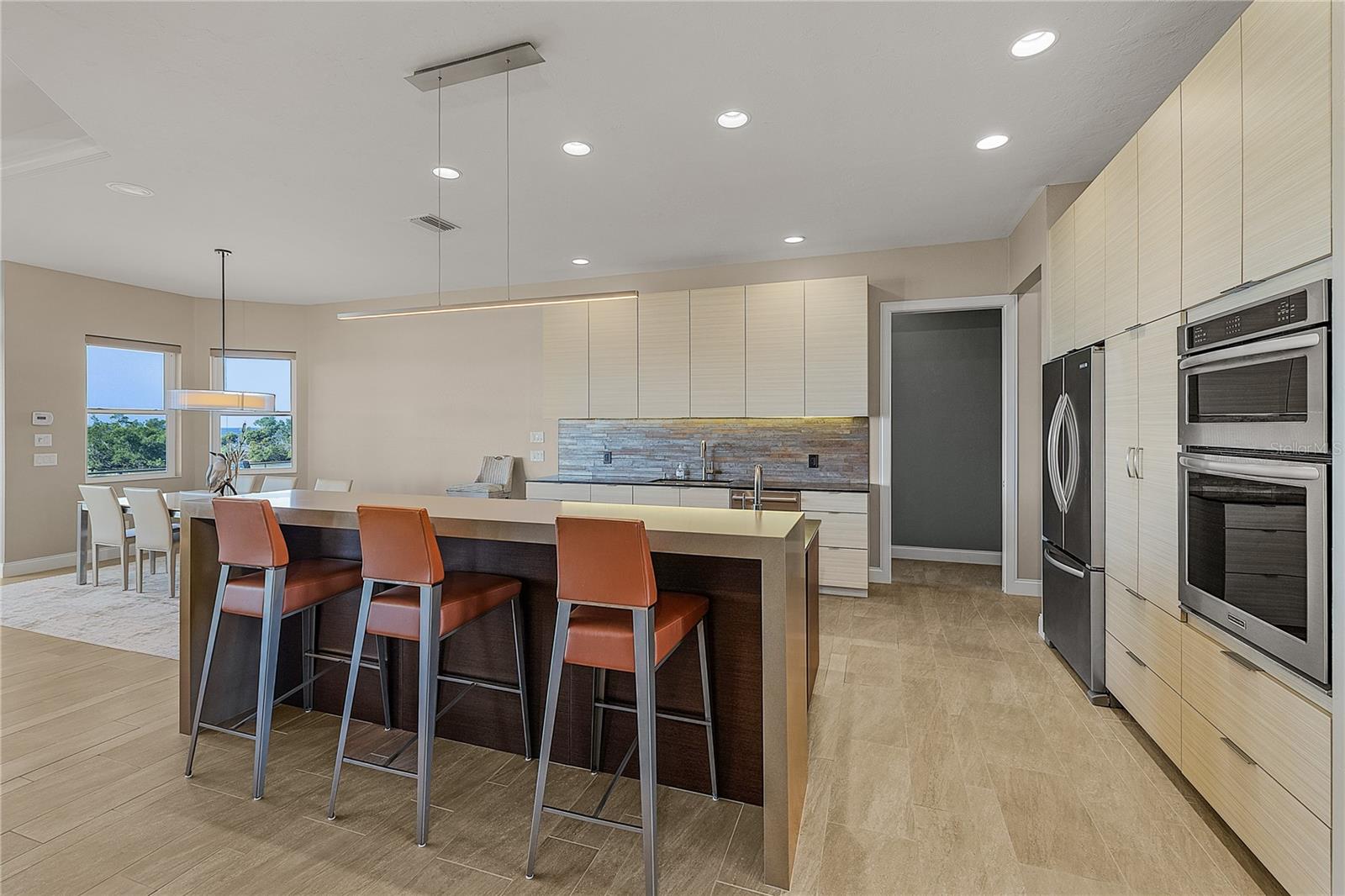 Image 22 of 91 For 24057 Treasure Island Boulevard