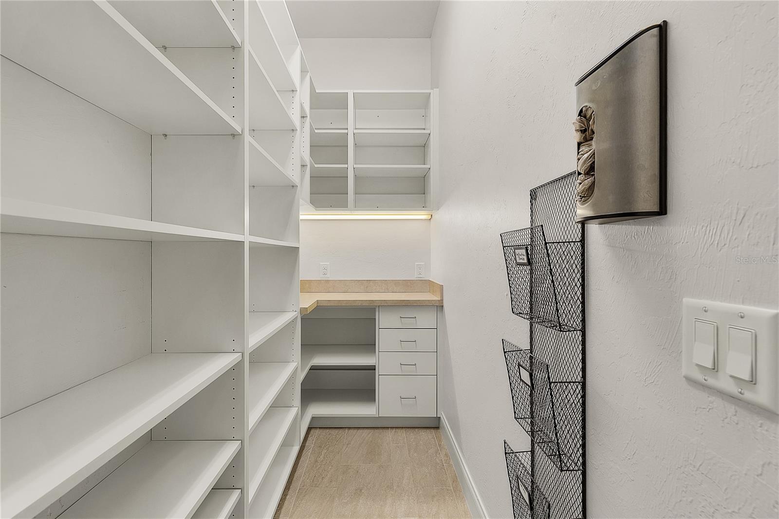 Image 27 of 91 For 24057 Treasure Island Boulevard