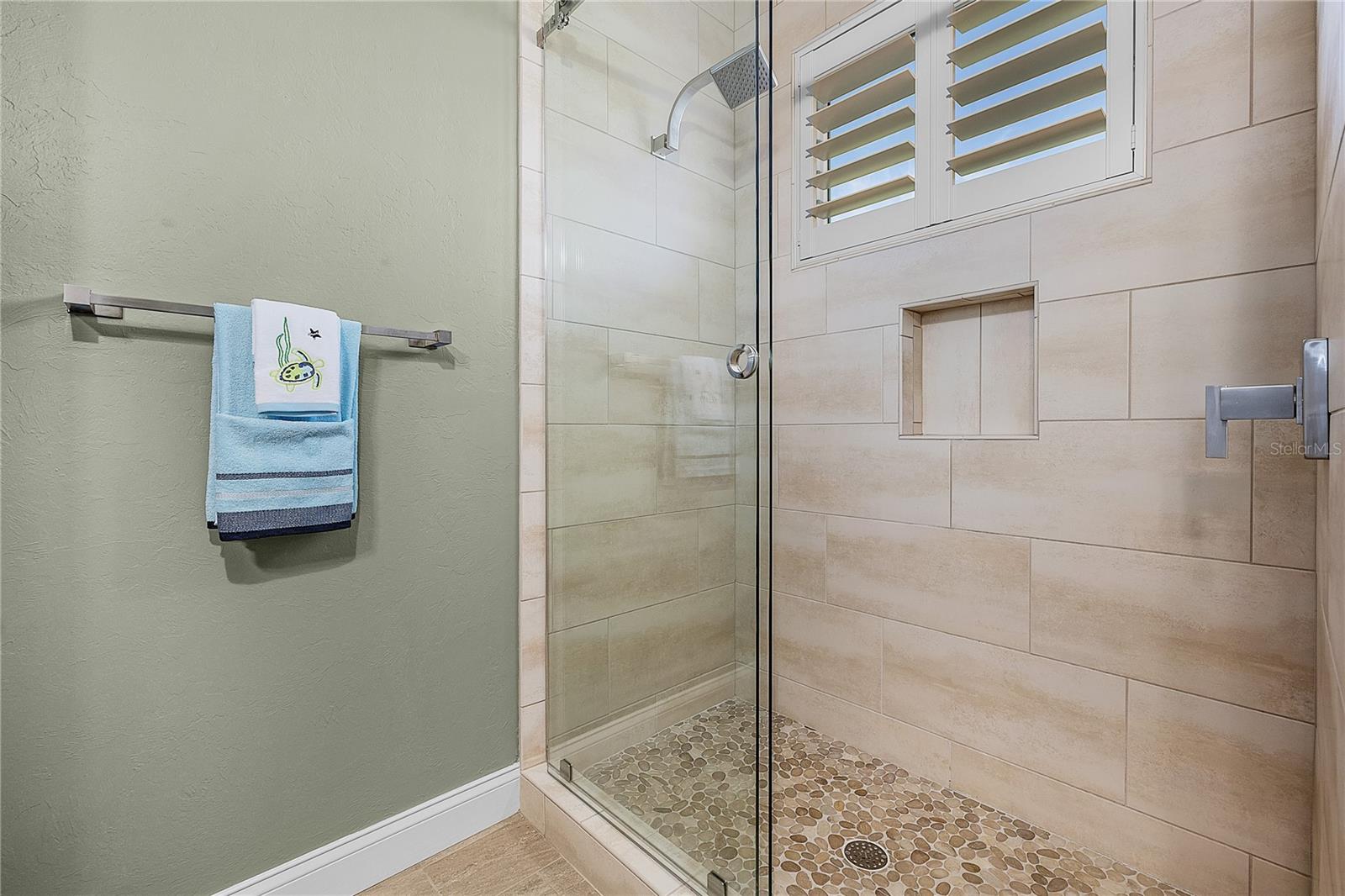 Image 52 of 91 For 24057 Treasure Island Boulevard