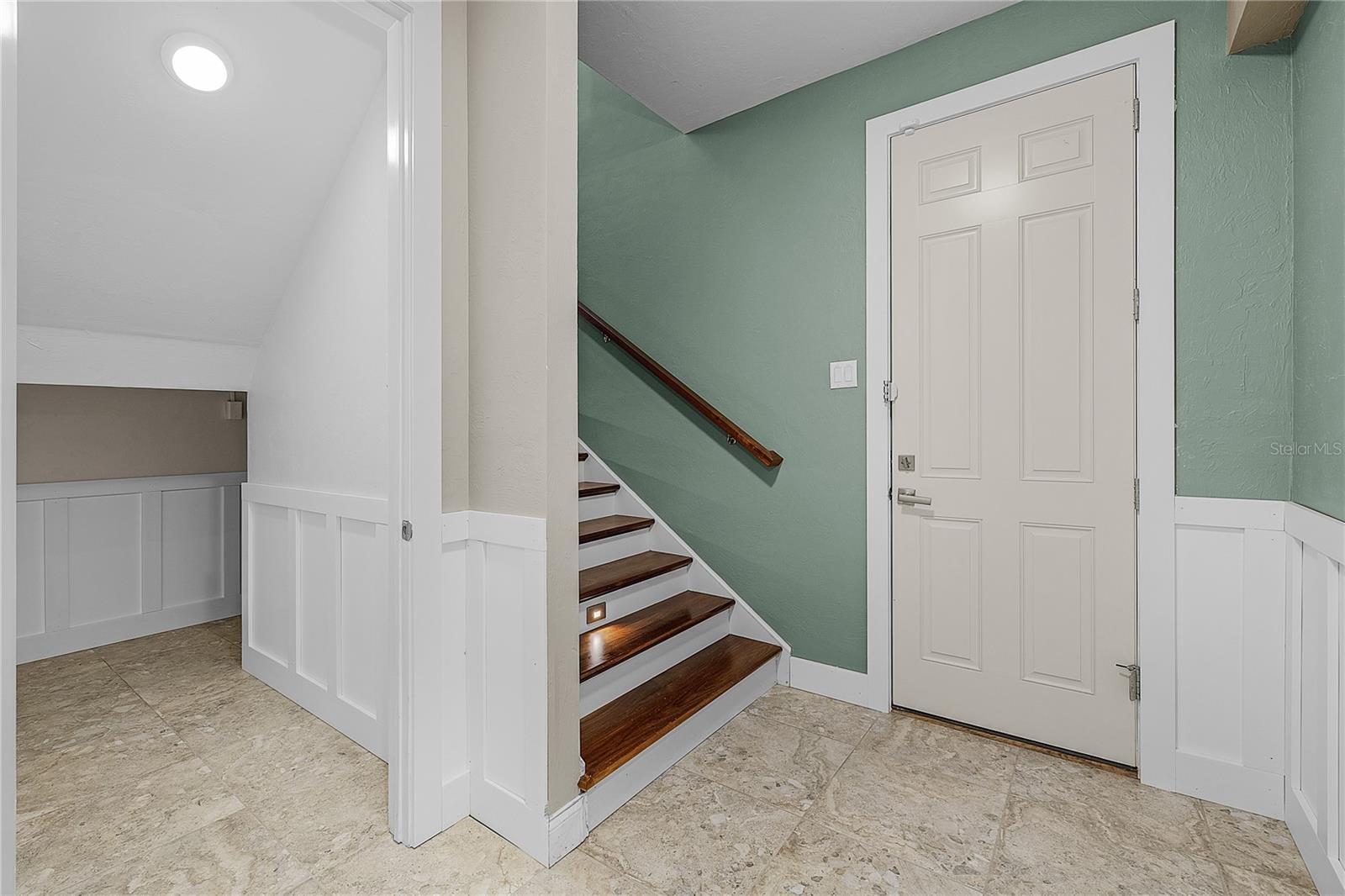 Image 58 of 91 For 24057 Treasure Island Boulevard