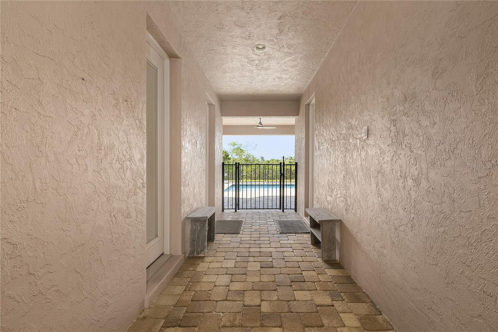 Image 61 of 91 For 24057 Treasure Island Boulevard