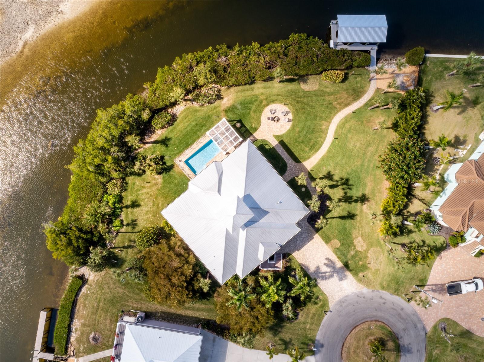 Image 77 of 91 For 24057 Treasure Island Boulevard