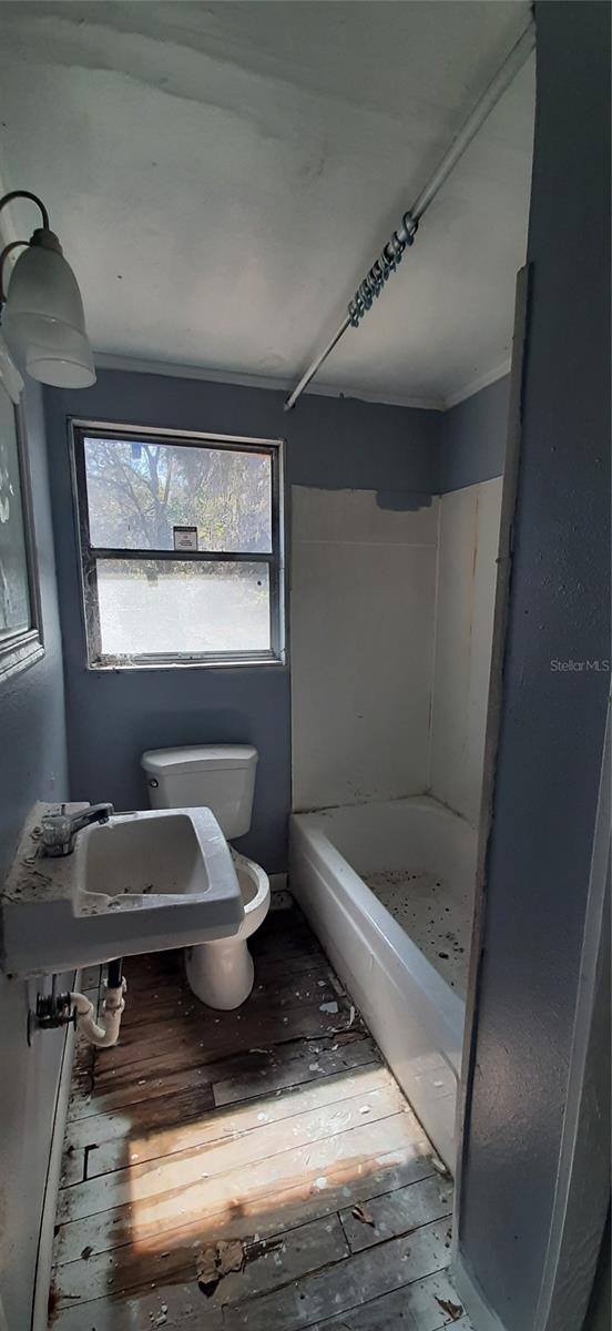 Image 12 of 22 For 1926 12th Street