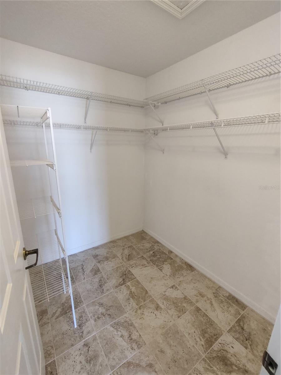 Image 22 of 41 For 8340 108th Loop