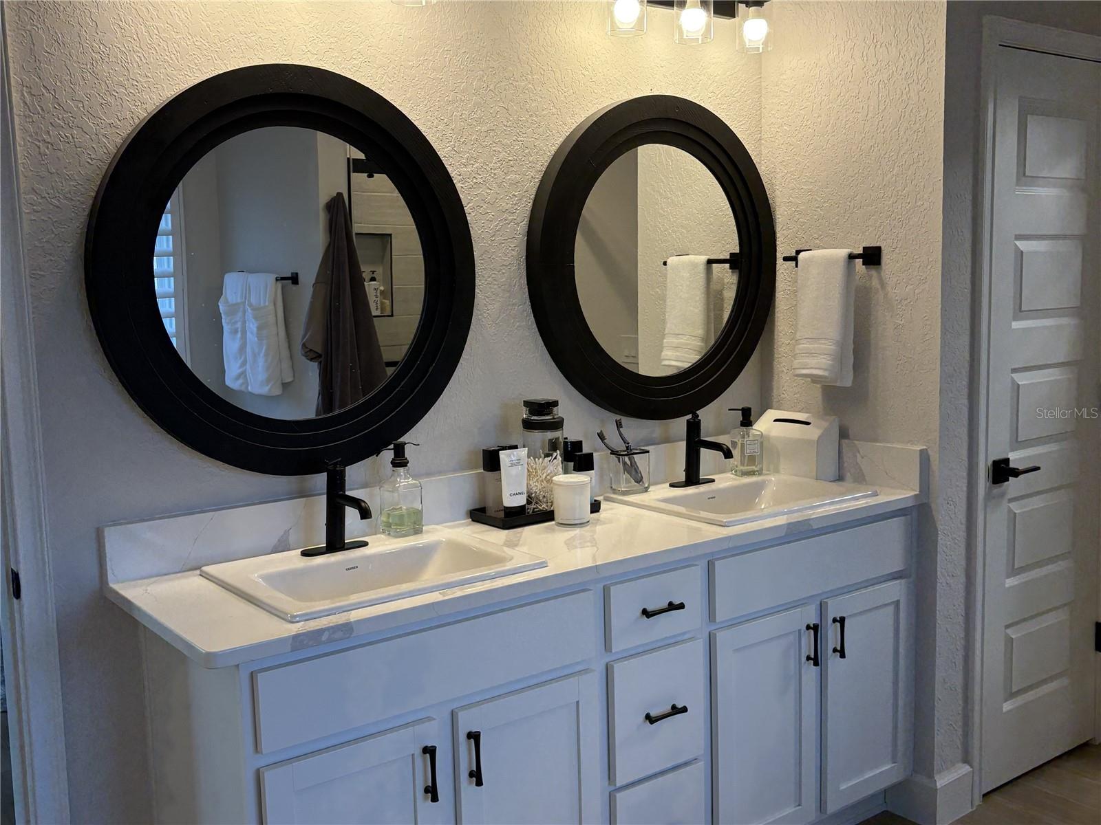 Image 21 of 40 For 3957 113th Place