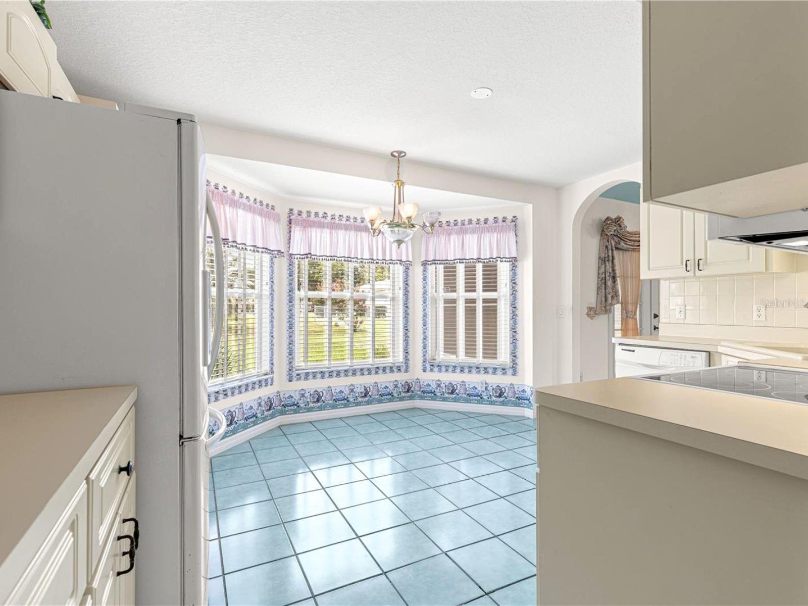 Image 13 of 27 For 6172 101 Place