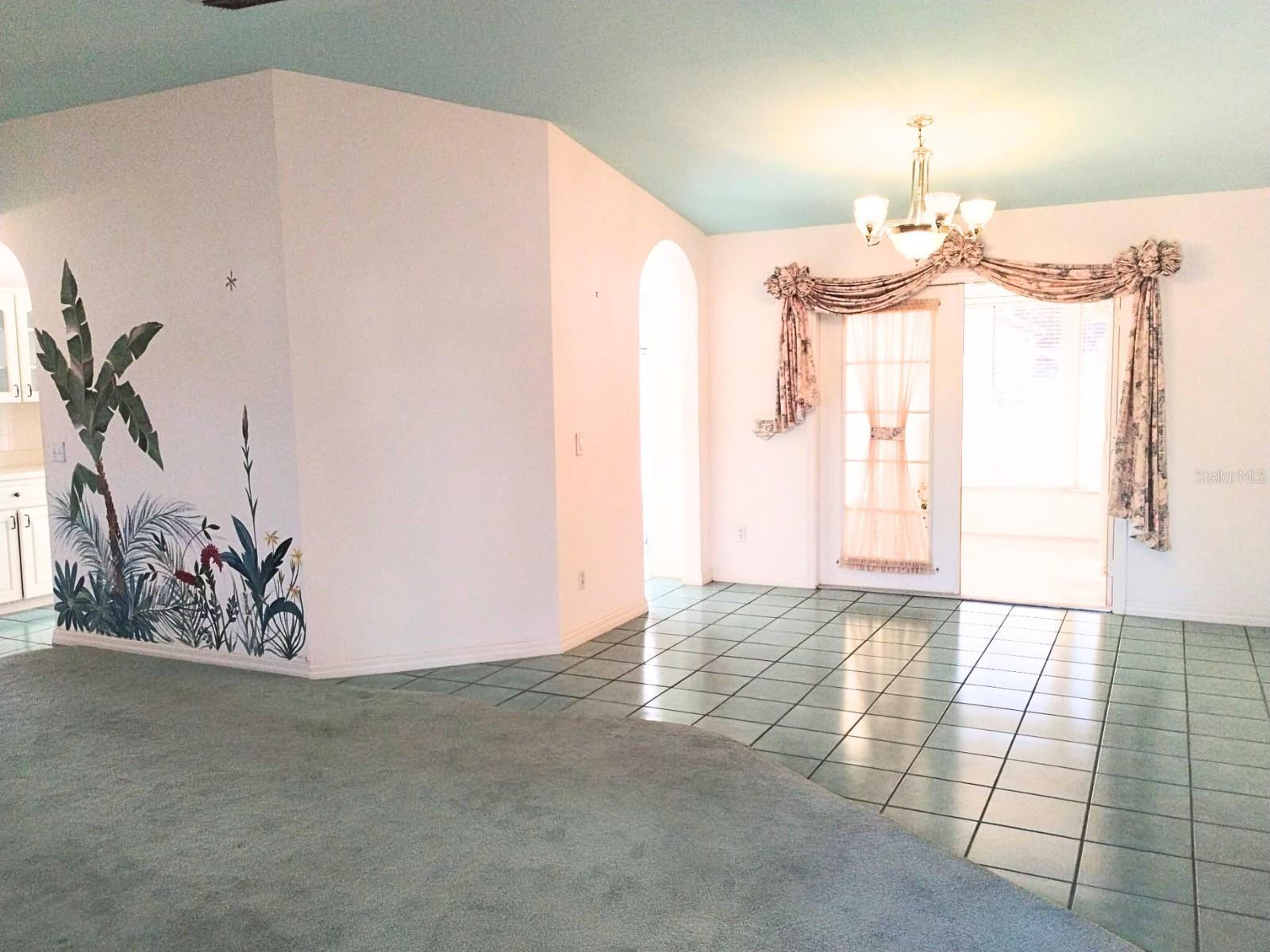 Image 7 of 27 For 6172 101 Place