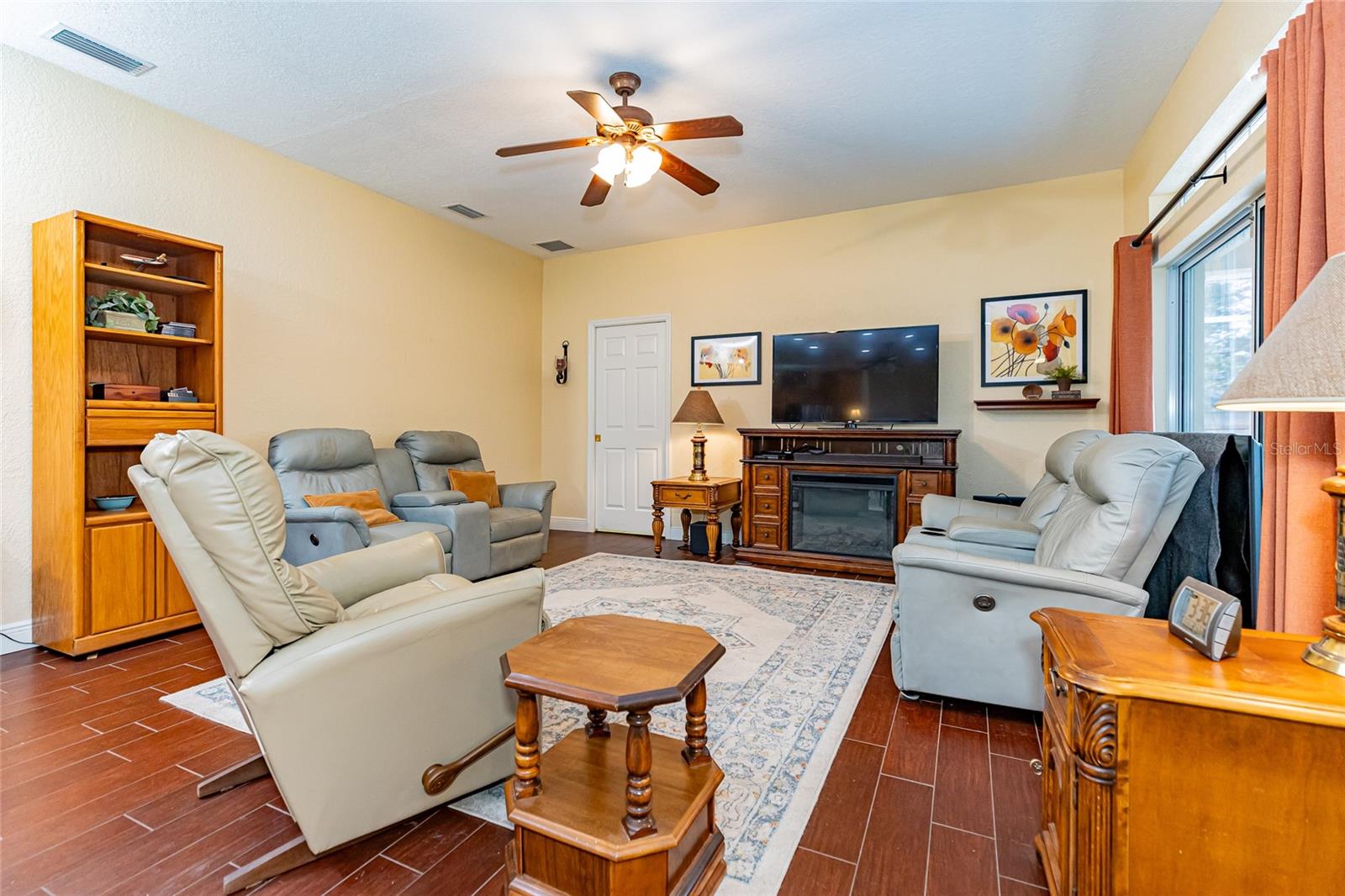 Image 19 of 84 For 4535 48th Place Road