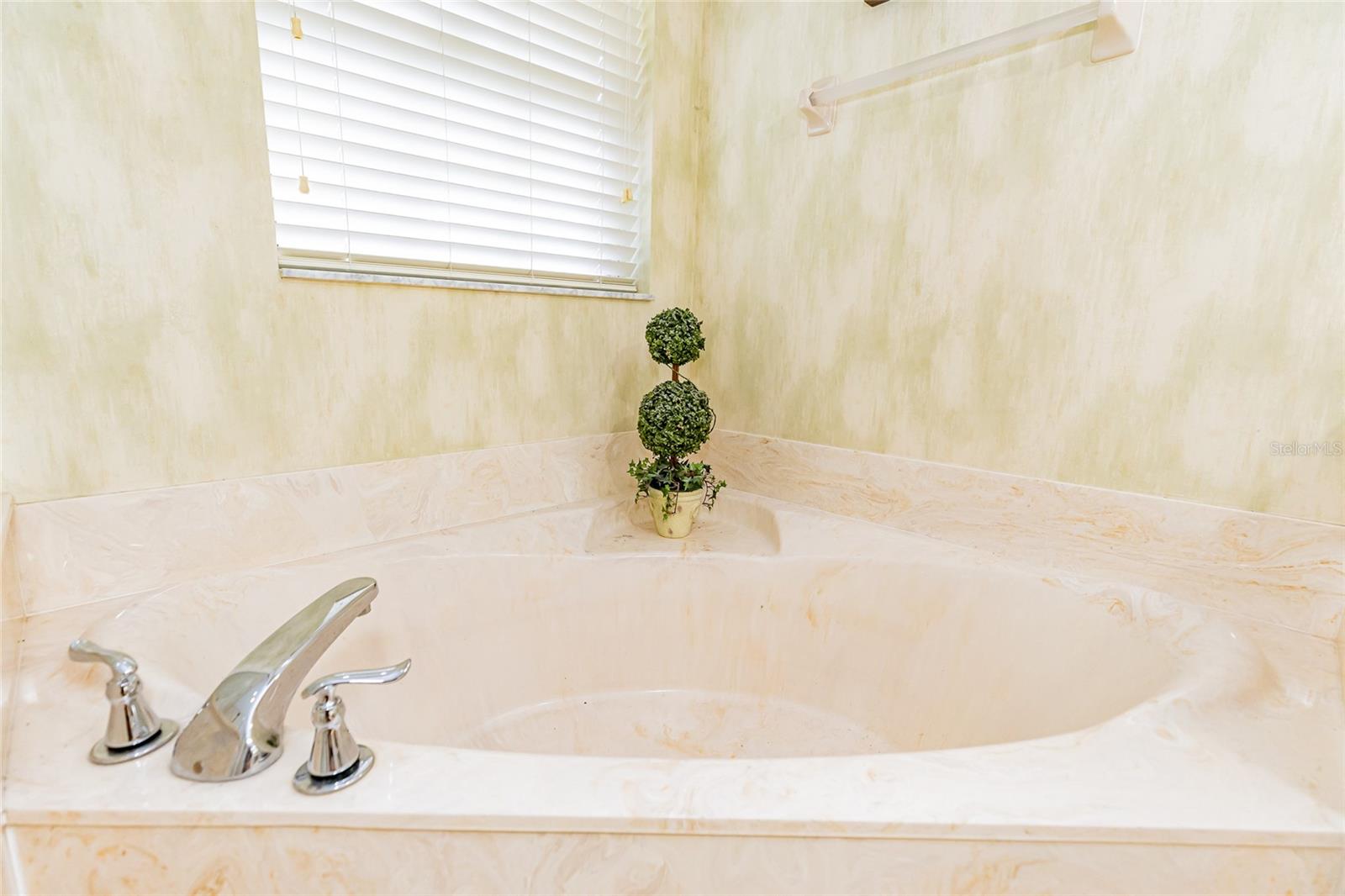 Image 29 of 84 For 4535 48th Place Road