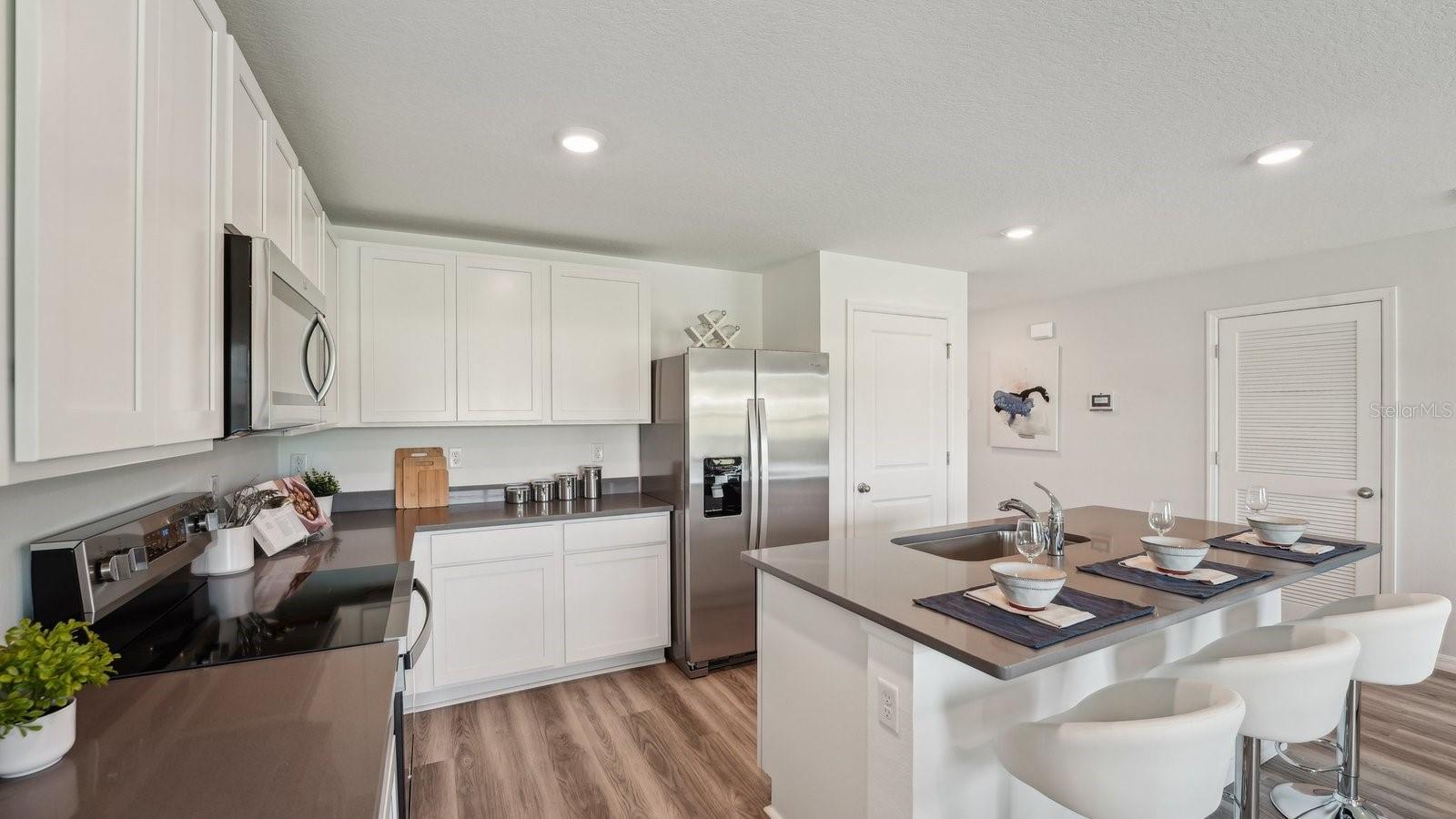 Image 5 of 25 For 2090 28th Place