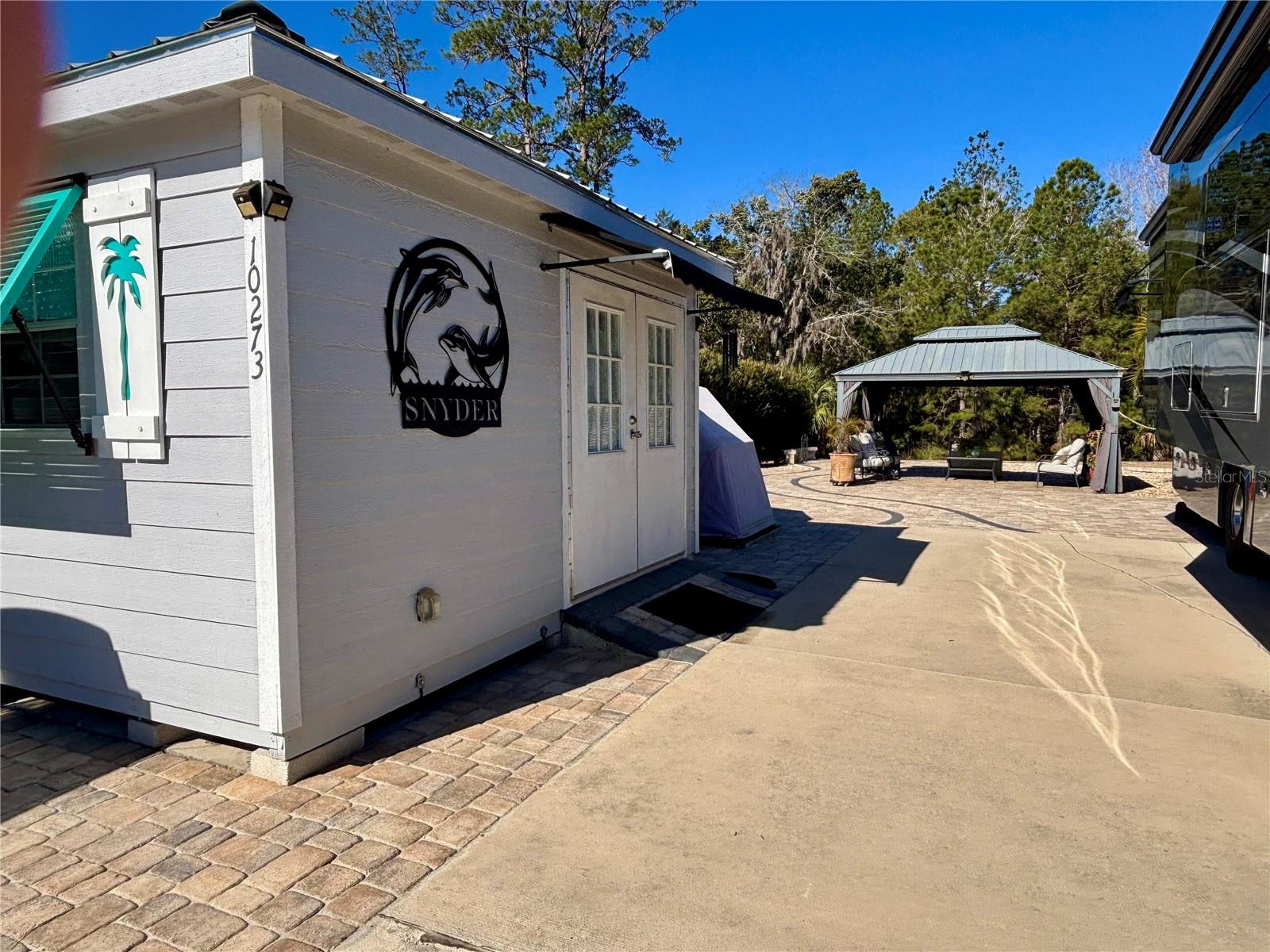 Image 11 of 100 For 10273 28th Loop