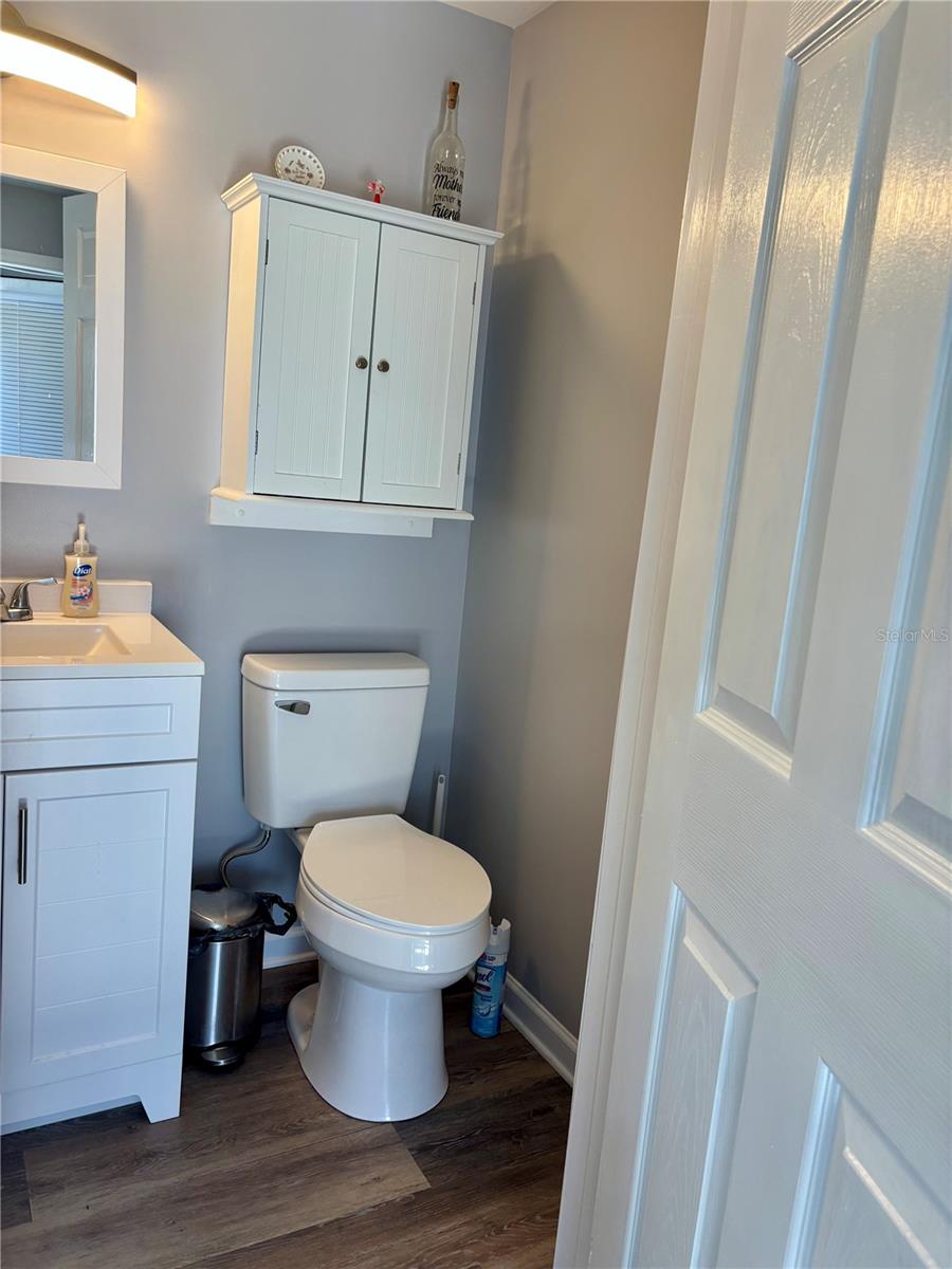 Image 13 of 100 For 10273 28th Loop