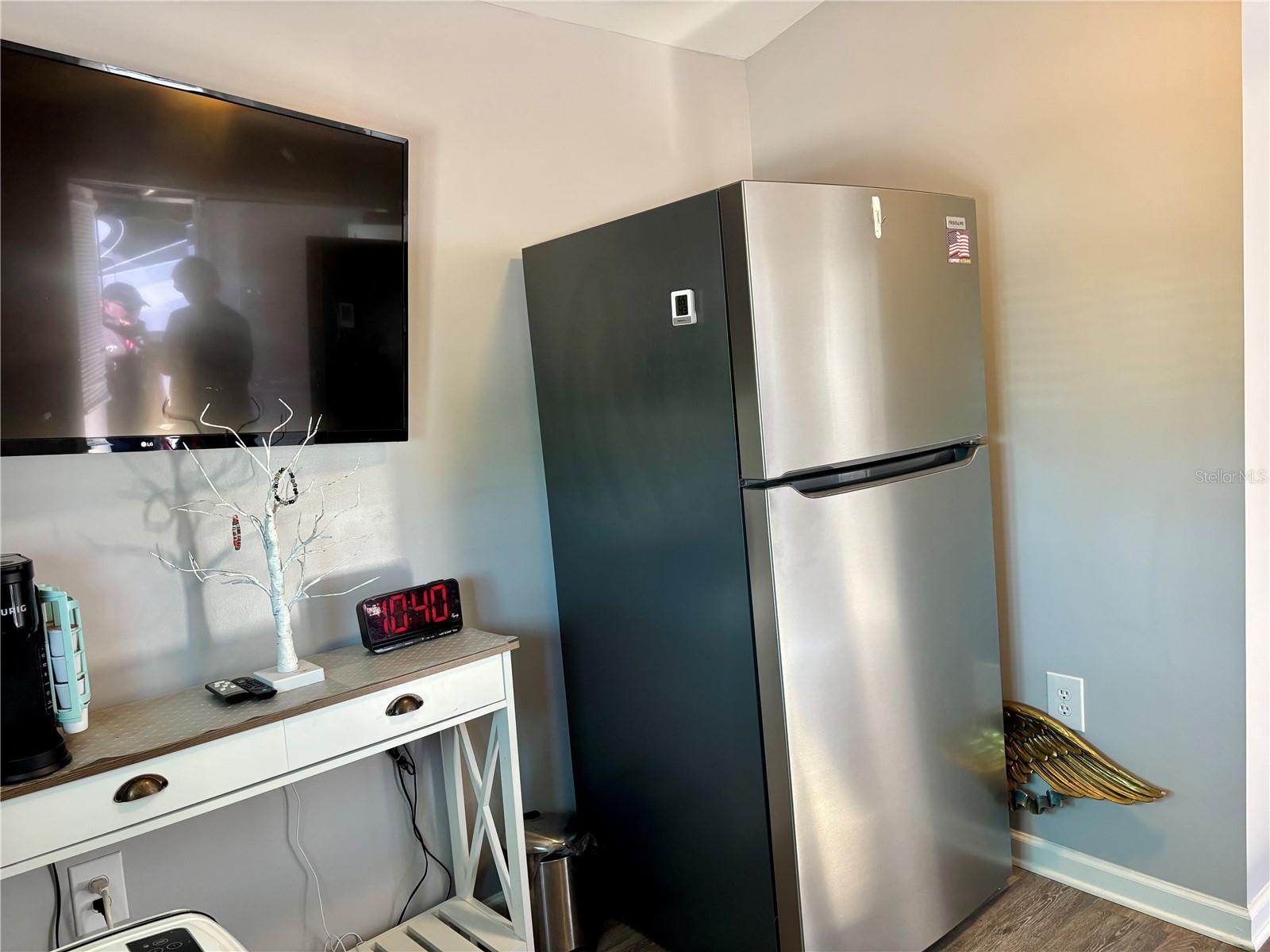 Image 16 of 100 For 10273 28th Loop