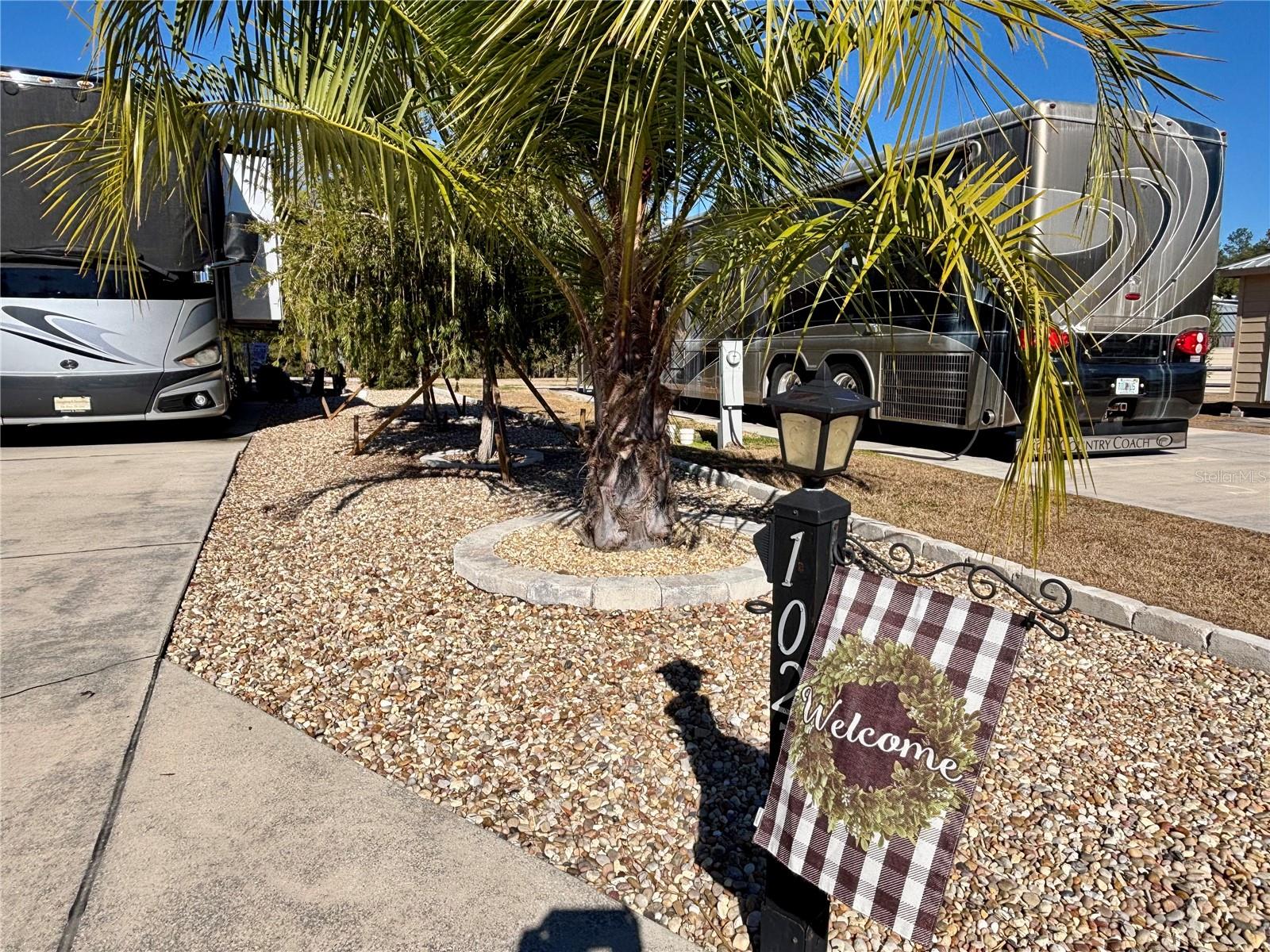 Image 8 of 100 For 10273 28th Loop