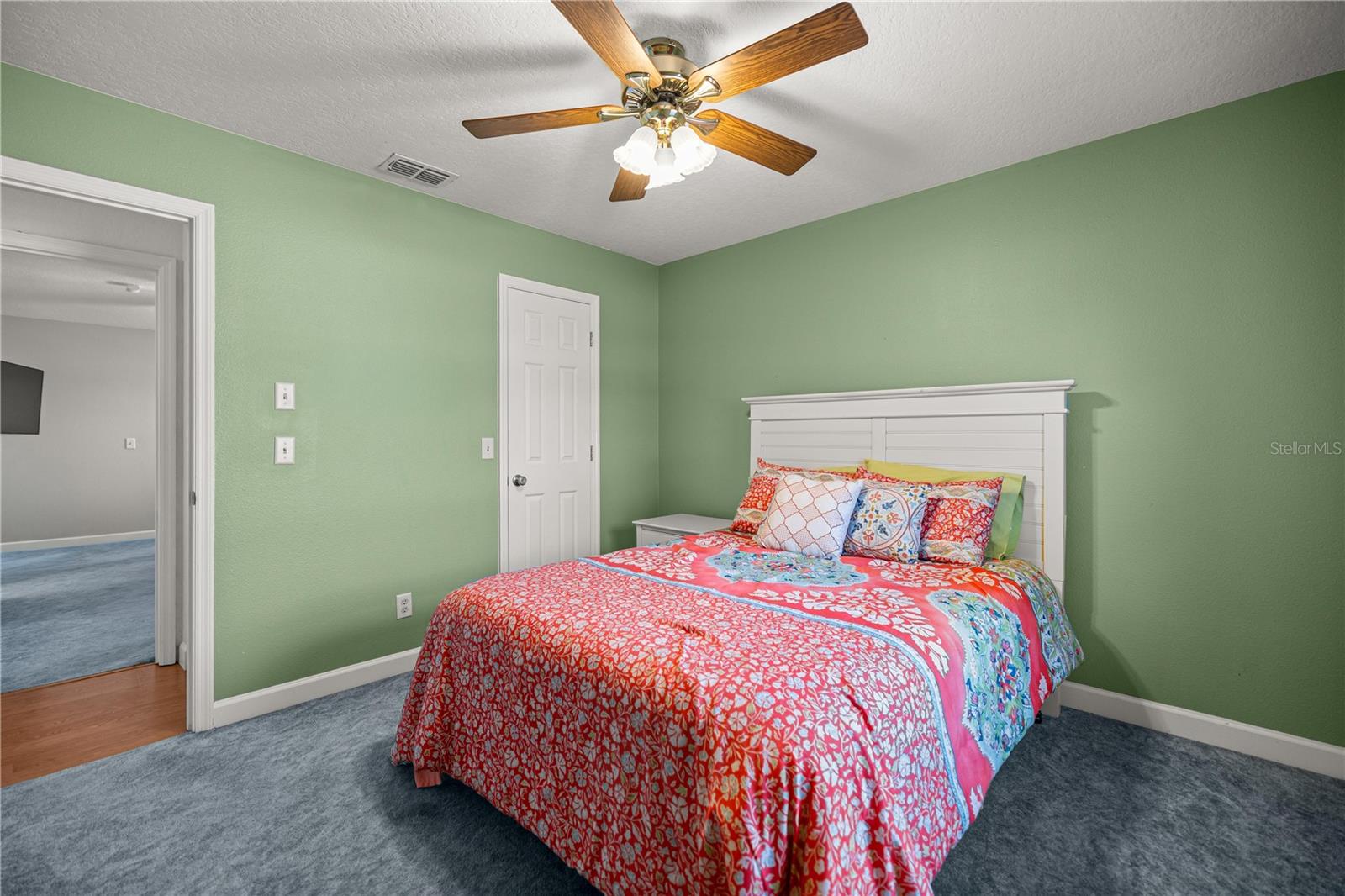 Image 16 of 40 For 1930 60th Avenue